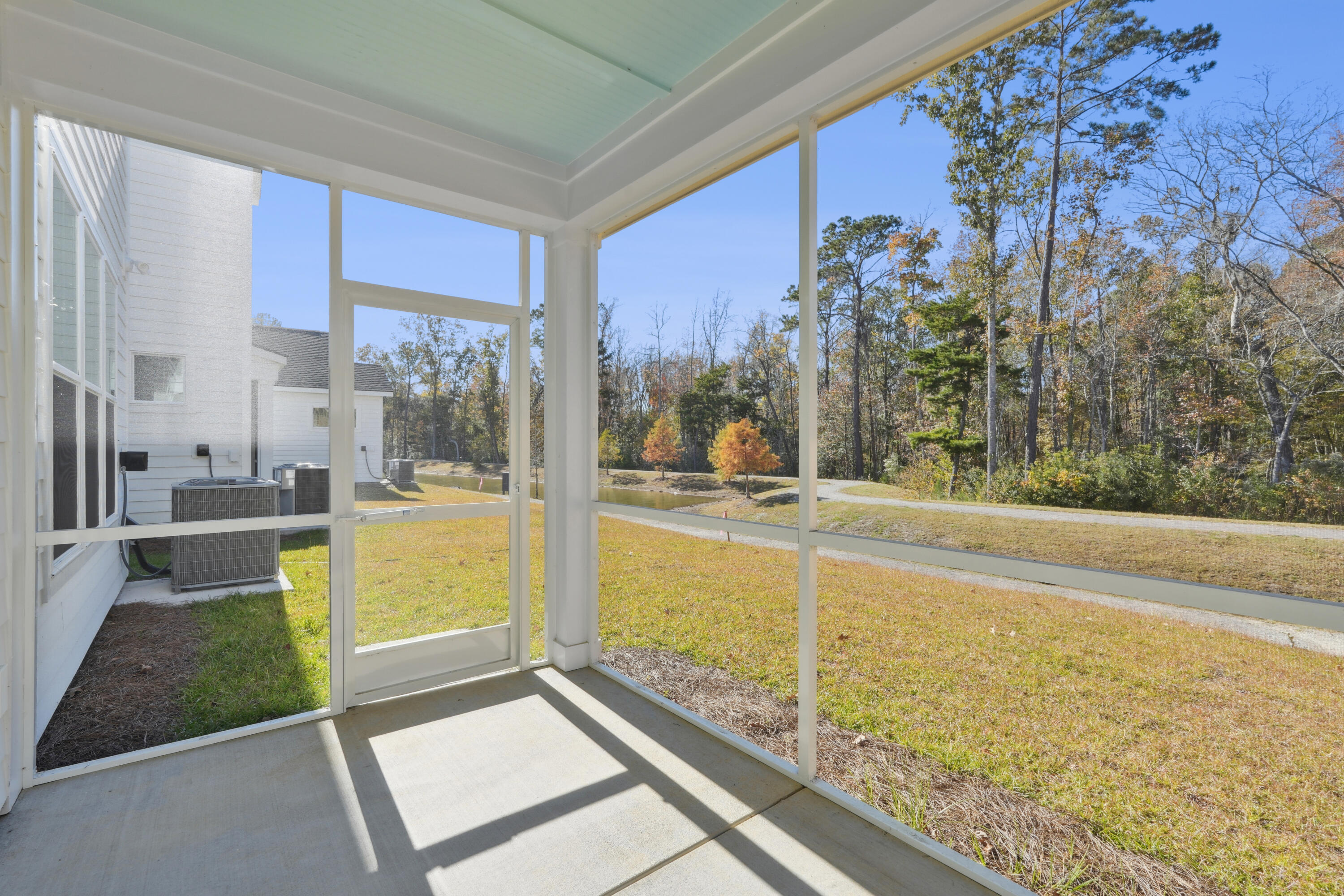 422 Queenview Lane