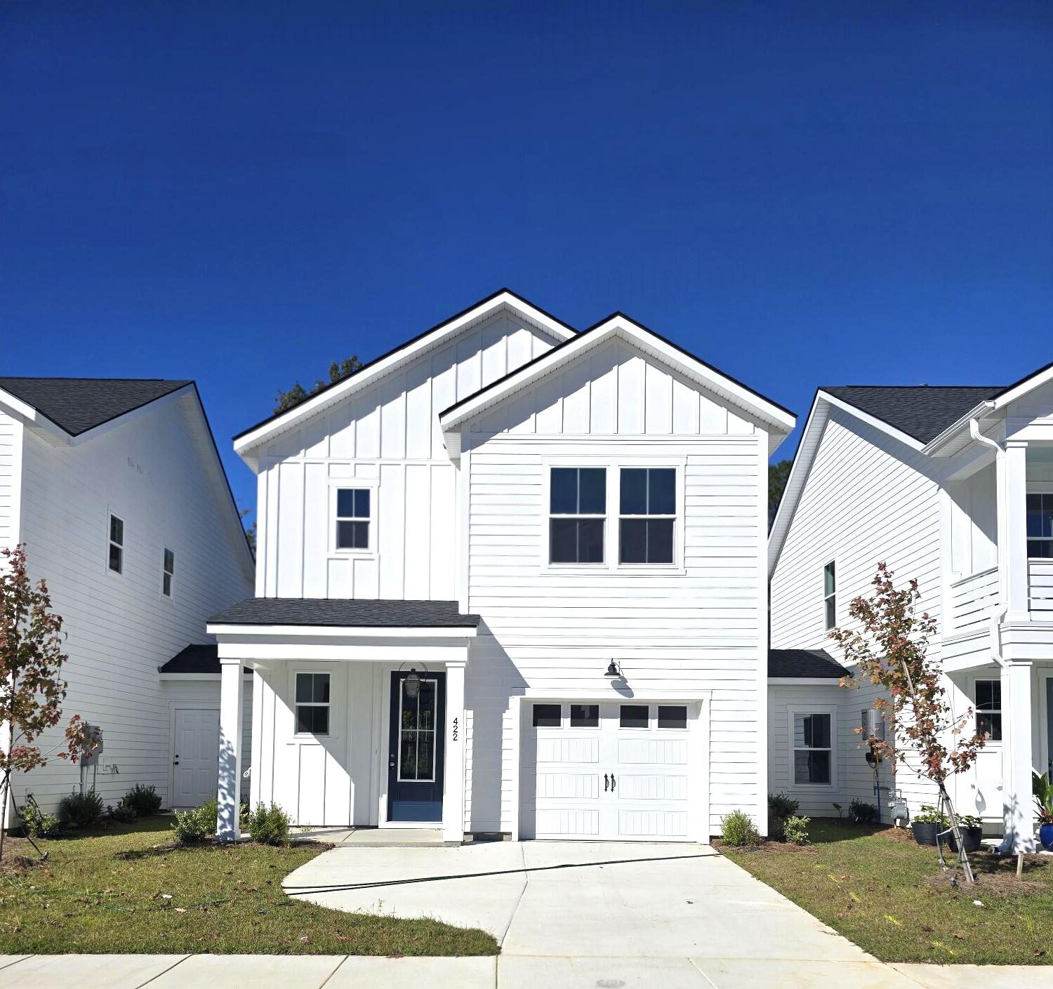 422 Queenview Lane