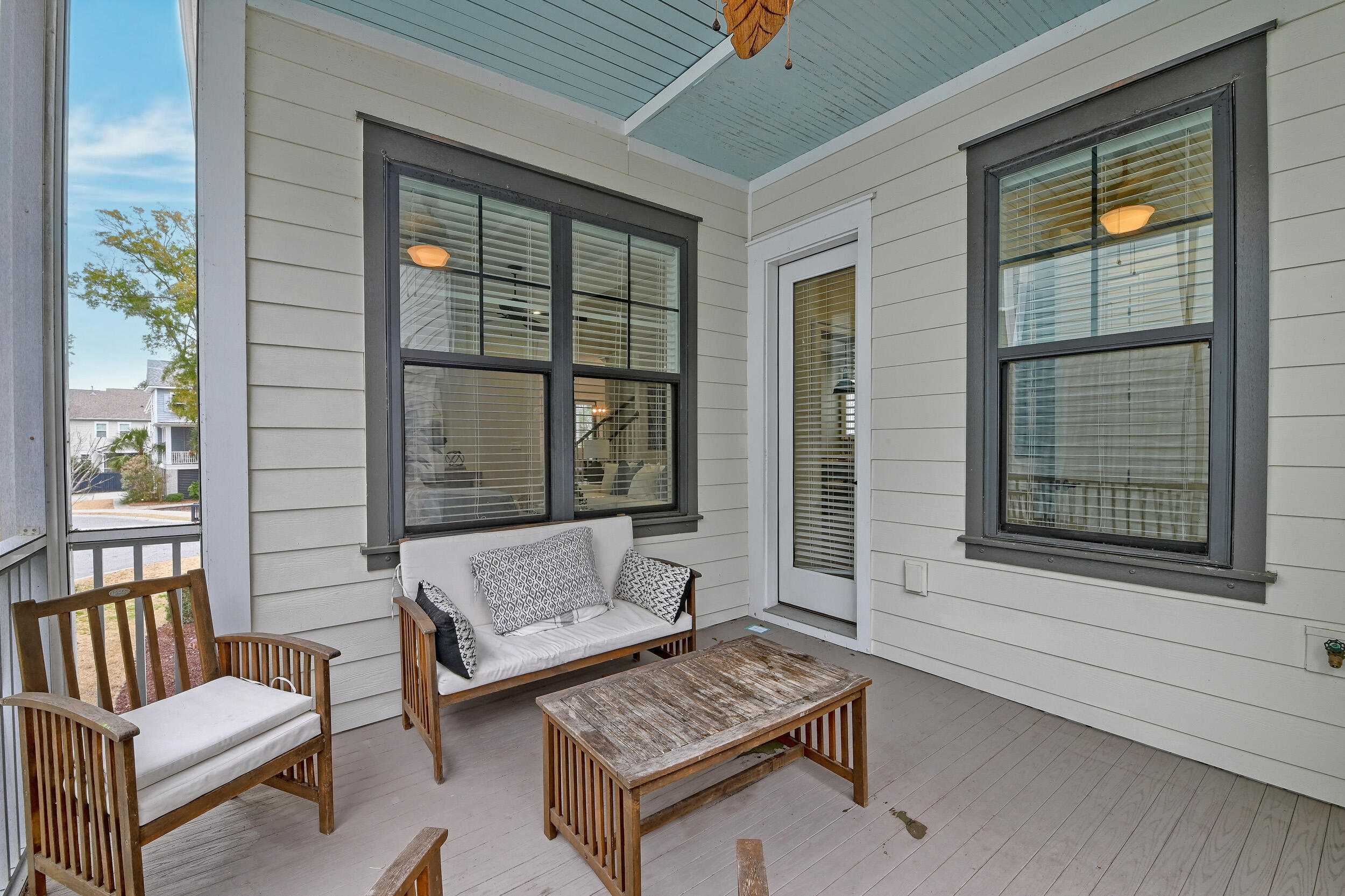 1489 Red Tide Road