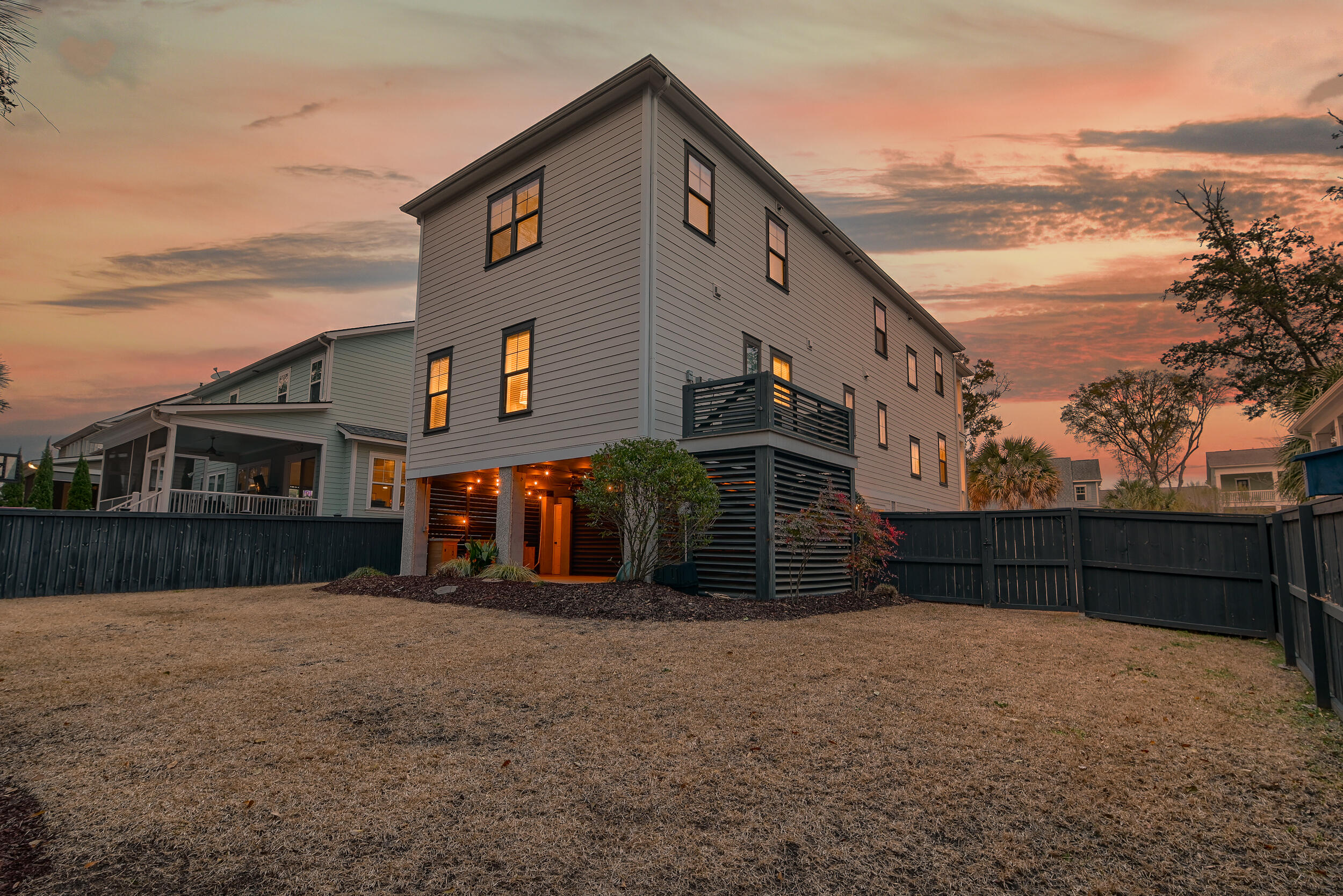 1489 Red Tide Road