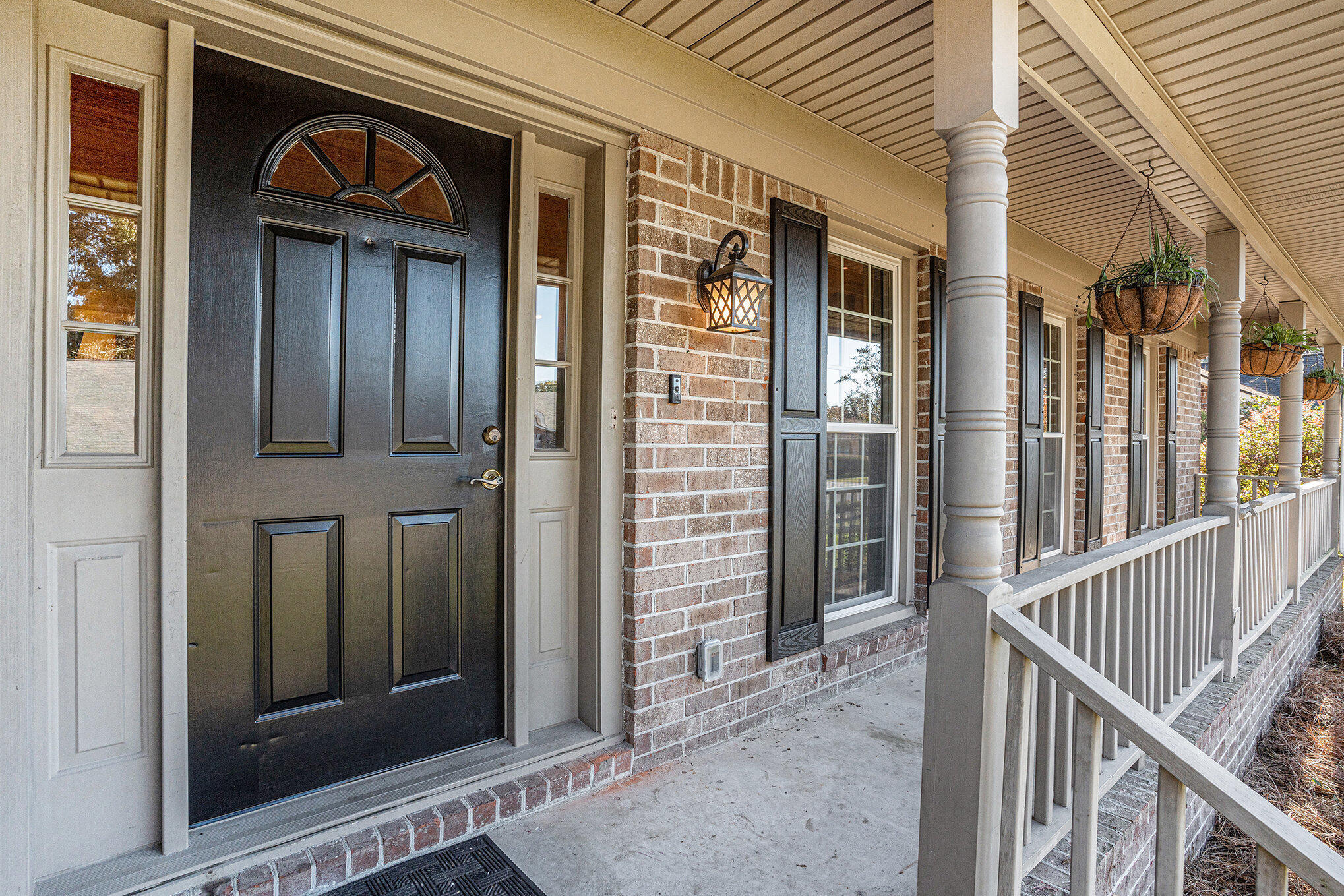 2923 Sugarbush Way