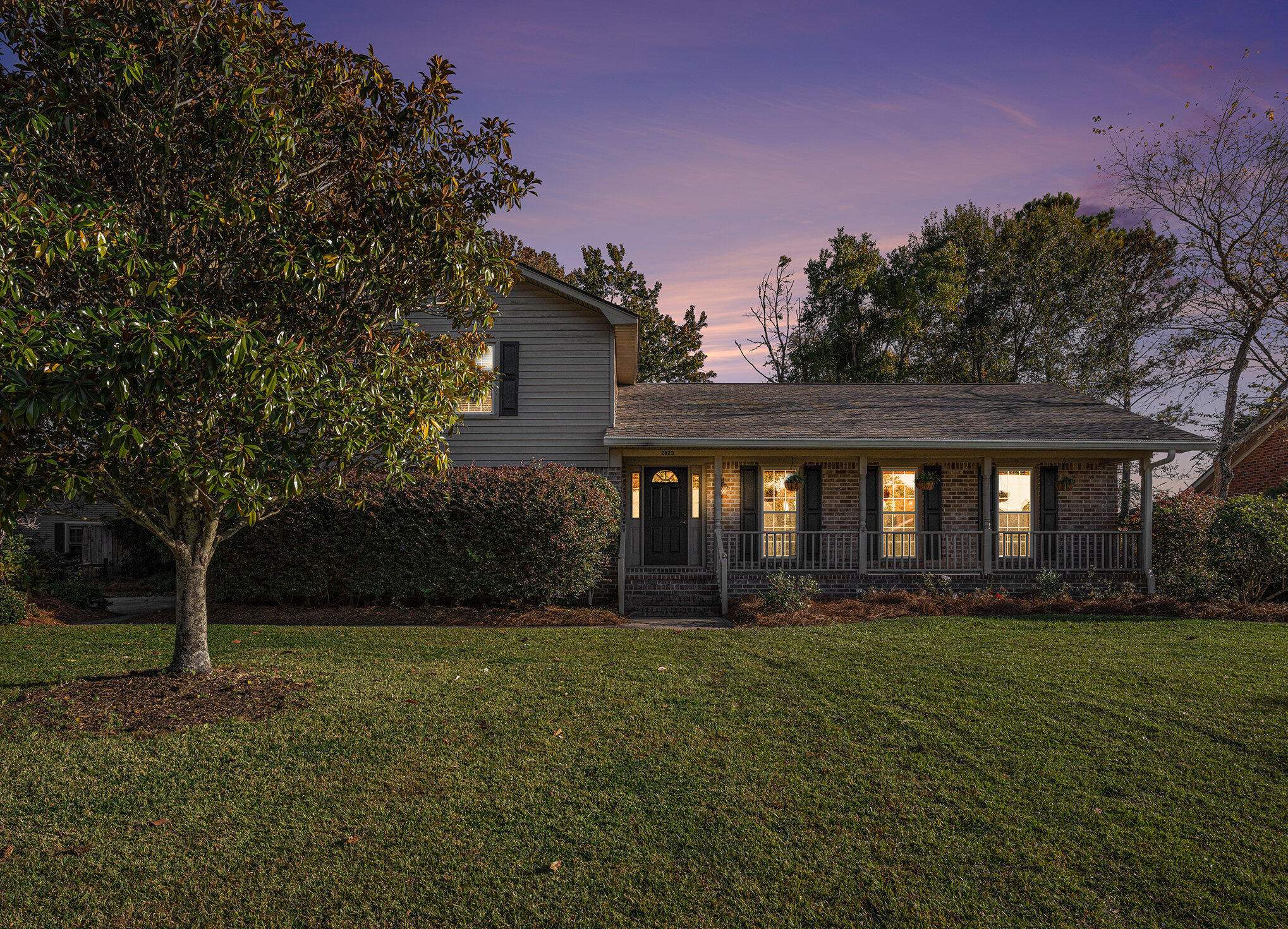 2923 Sugarbush Way