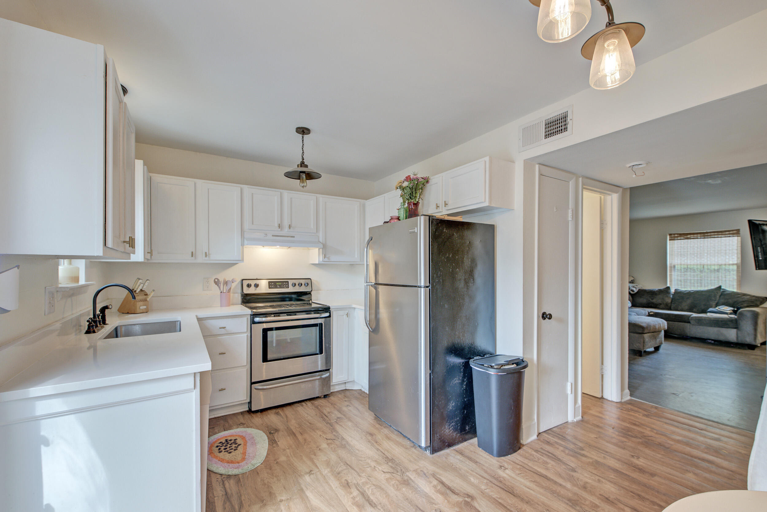 21 Rivers Point Row Apt 9g
