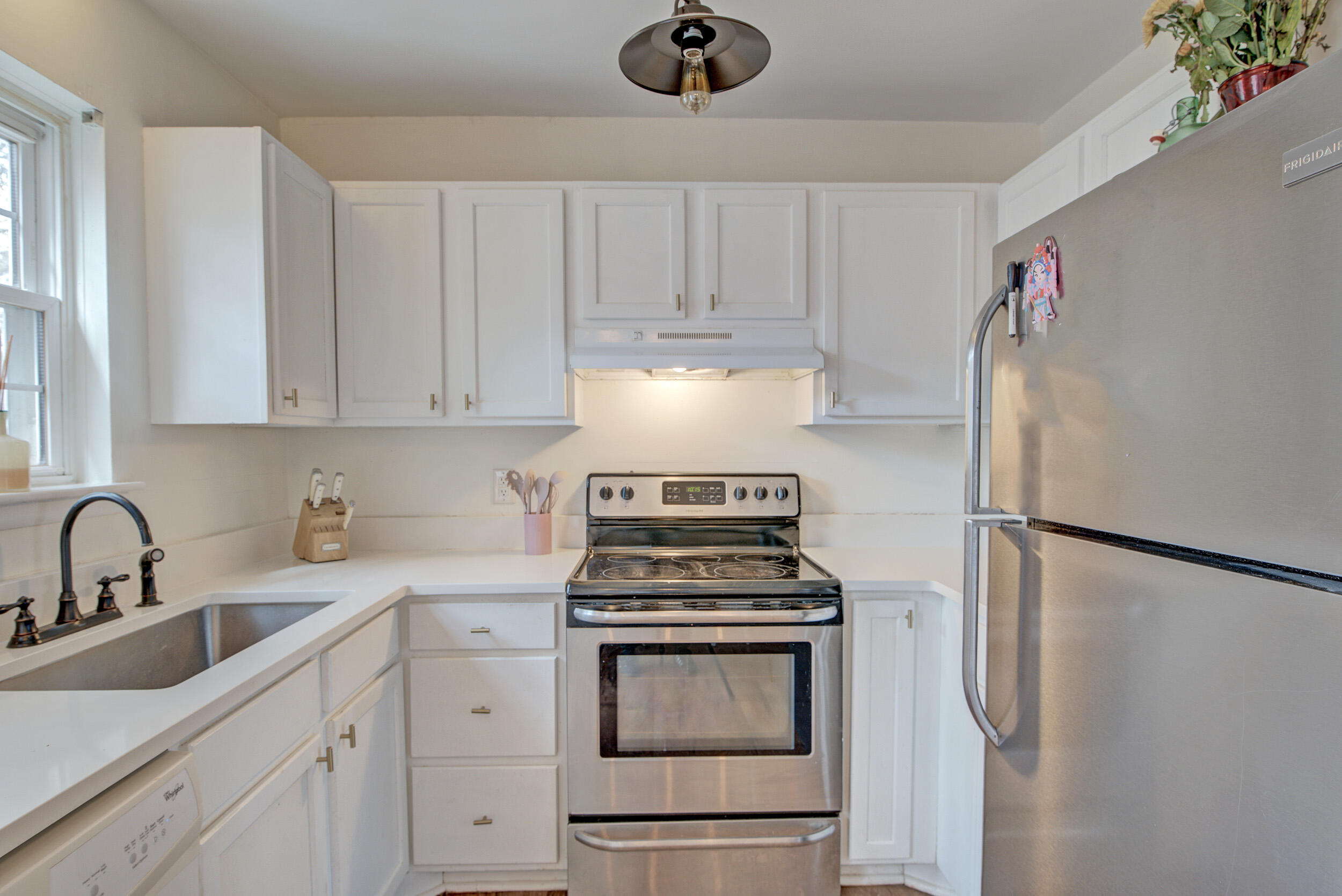 21 Rivers Point Row Apt 9g