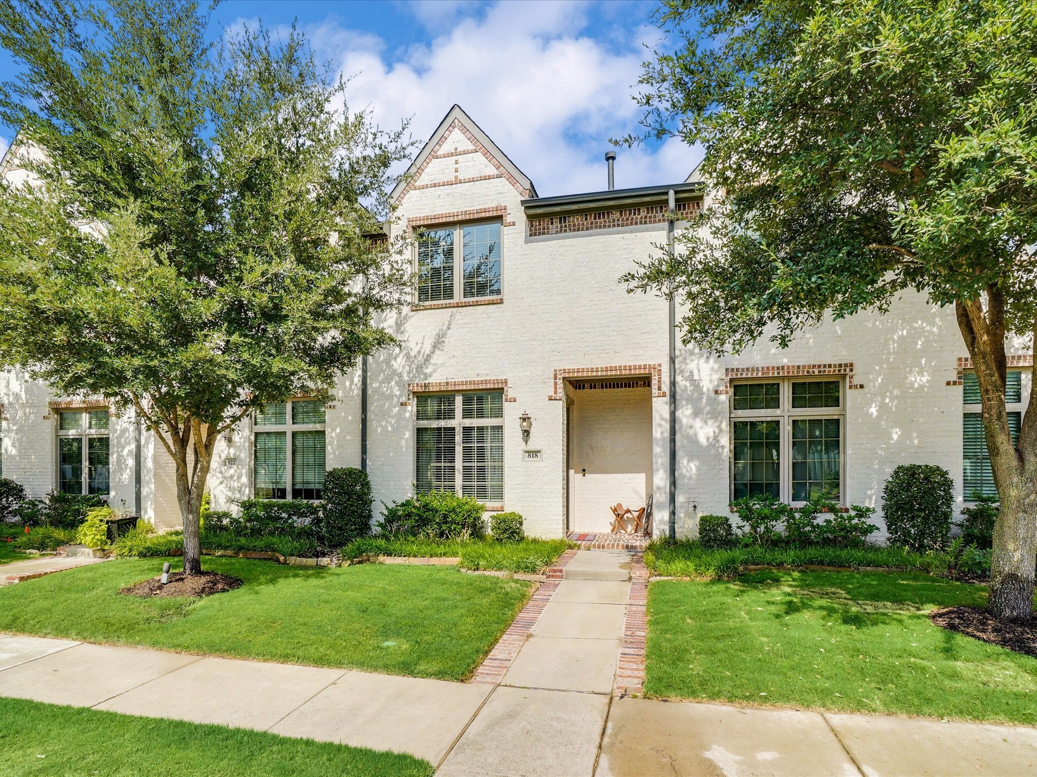 818 Milton Way