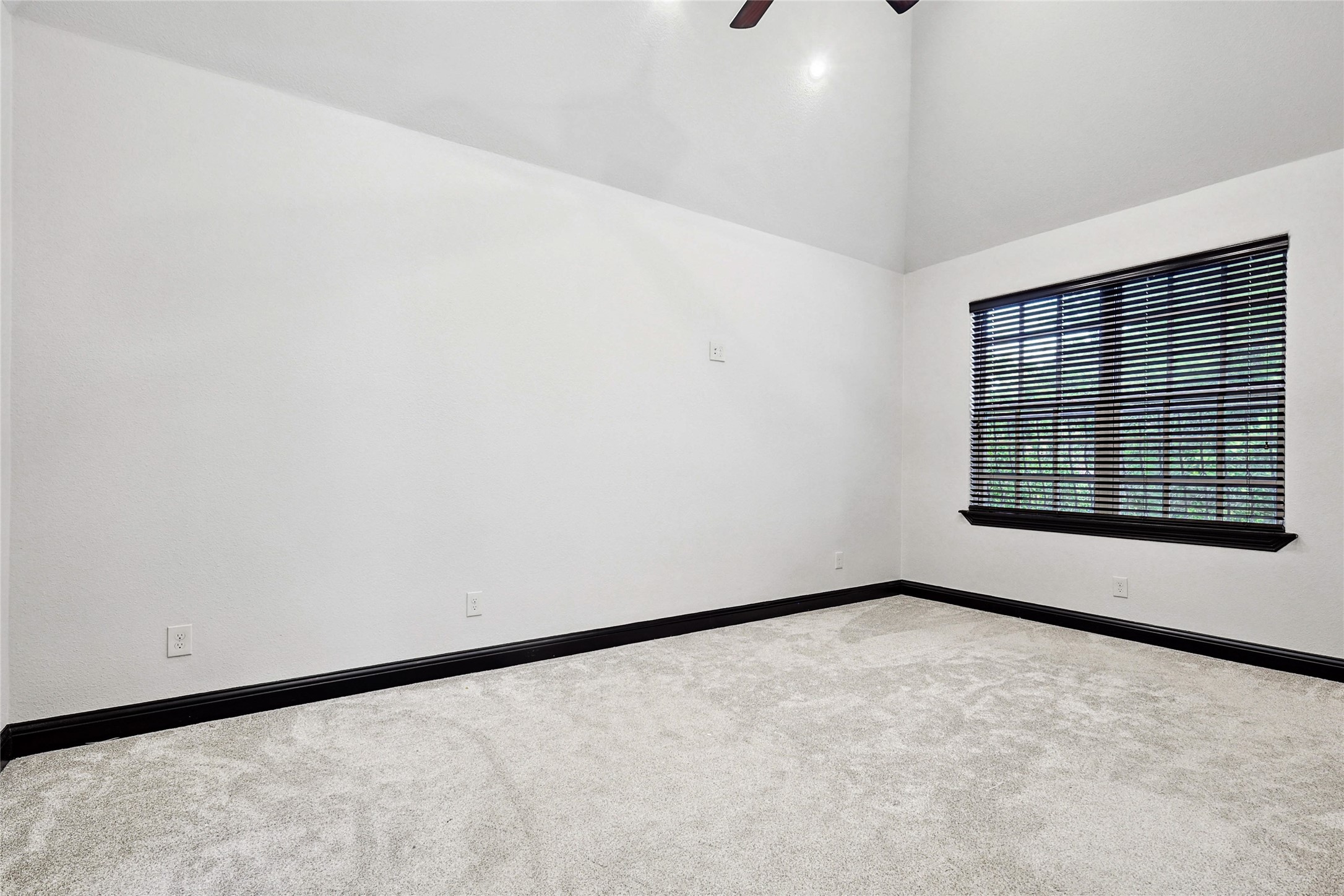 613 Saint James Place