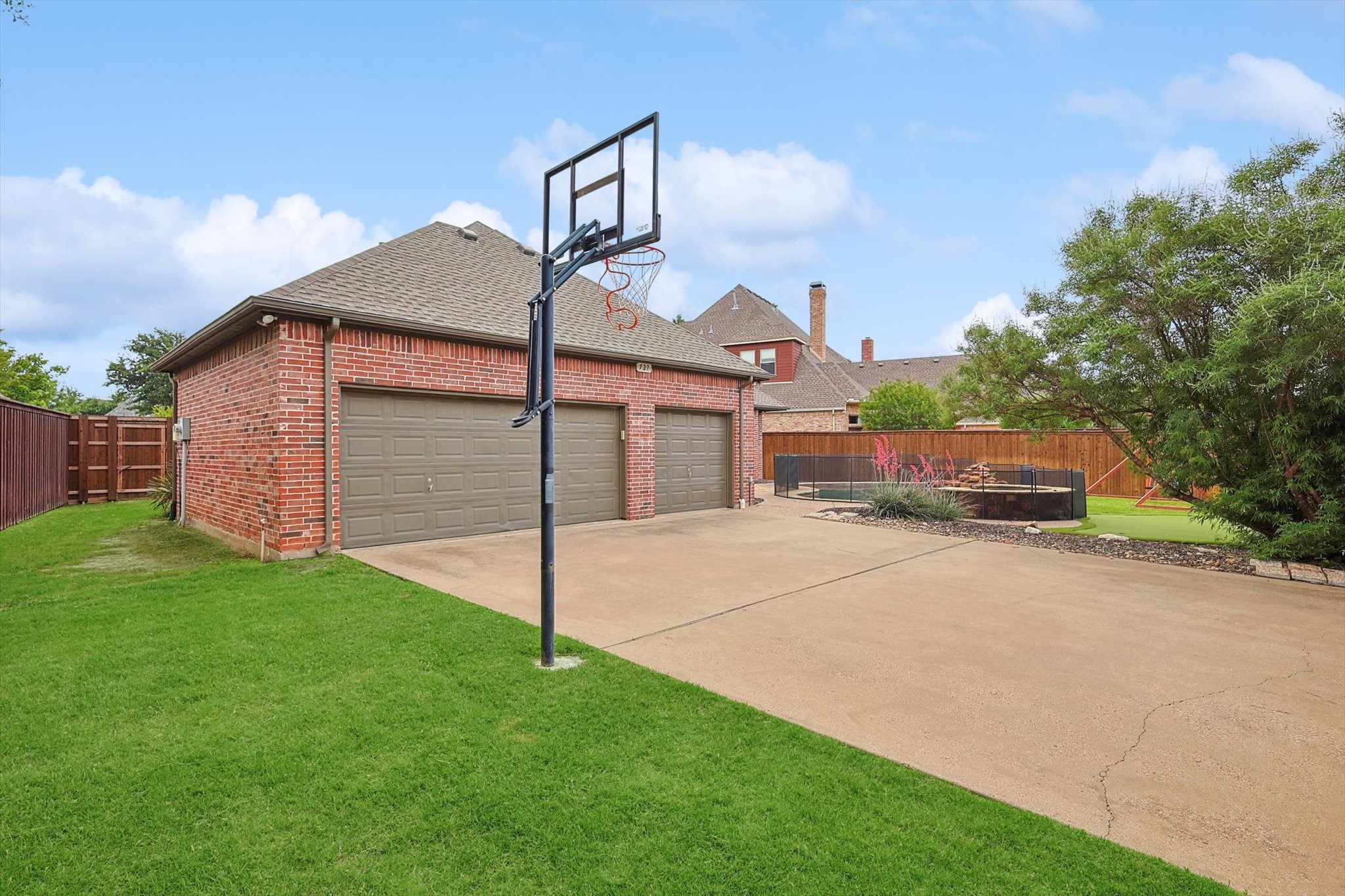 727 Bankers Cottage Lane