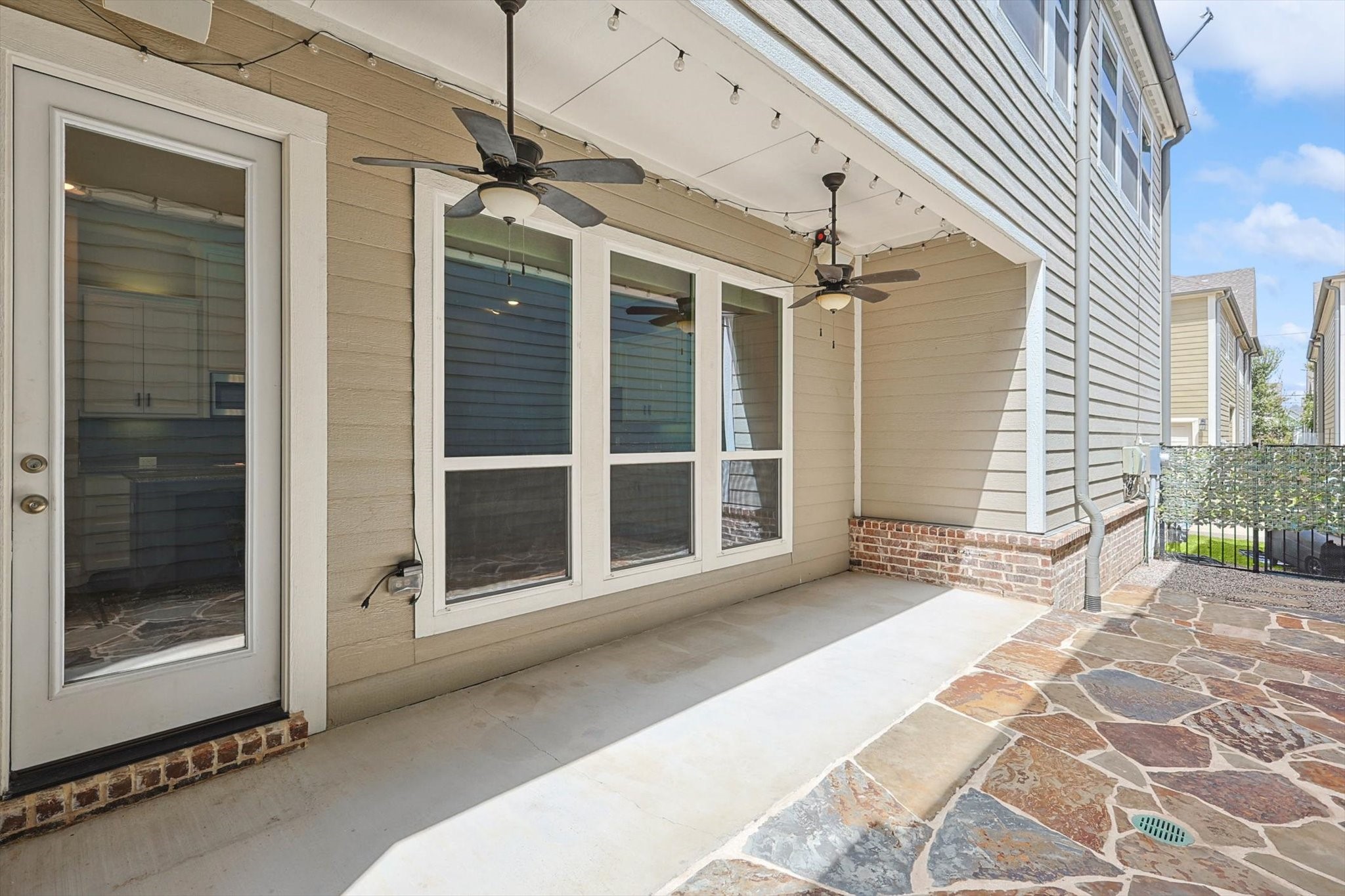 746 E Main Street