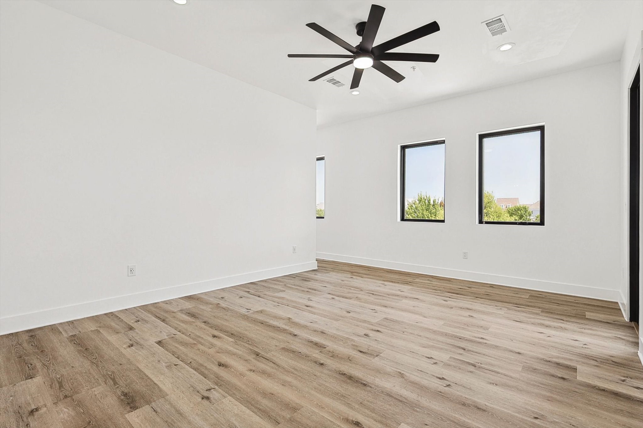 767 W Main Street 205