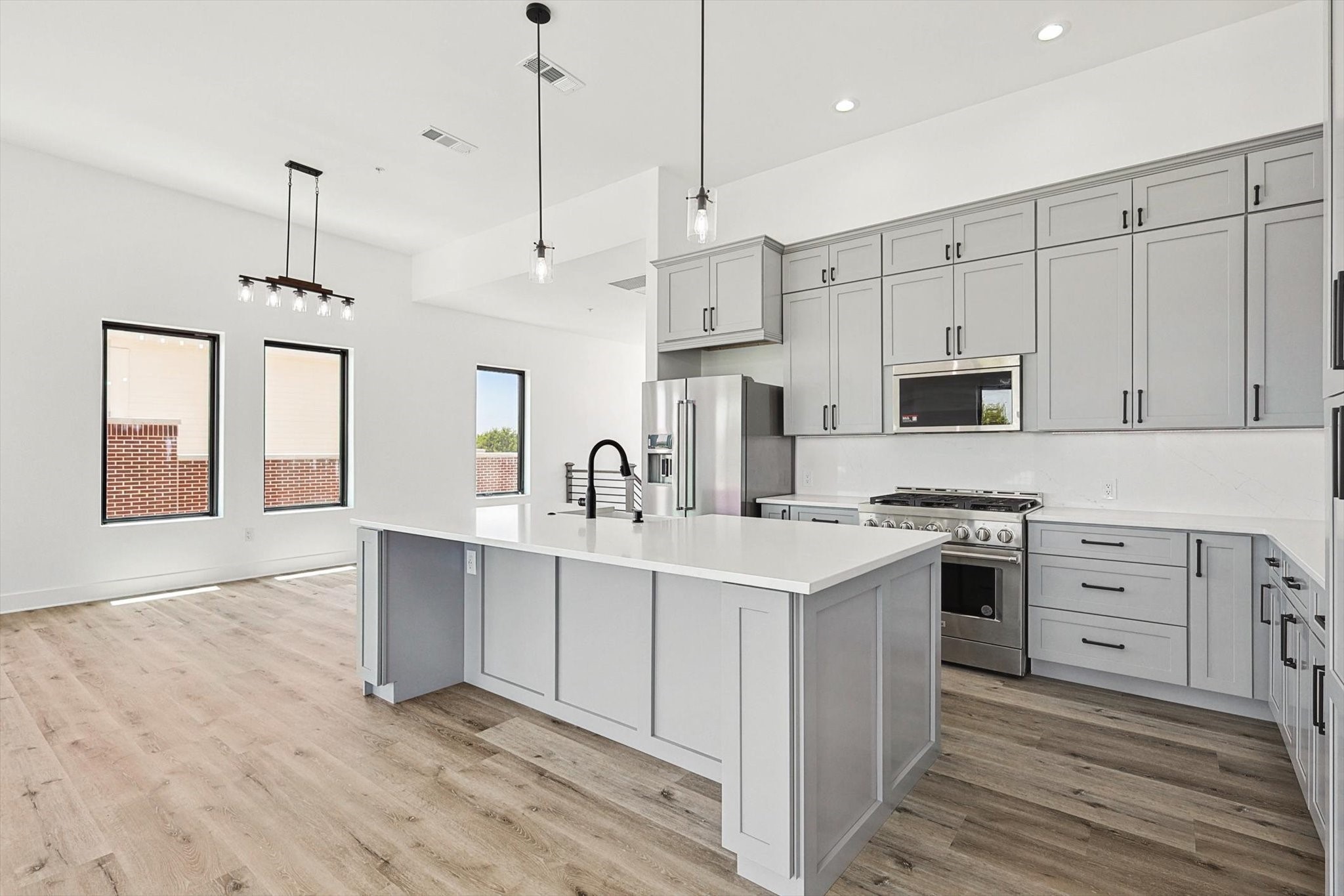 767 W Main Street 205
