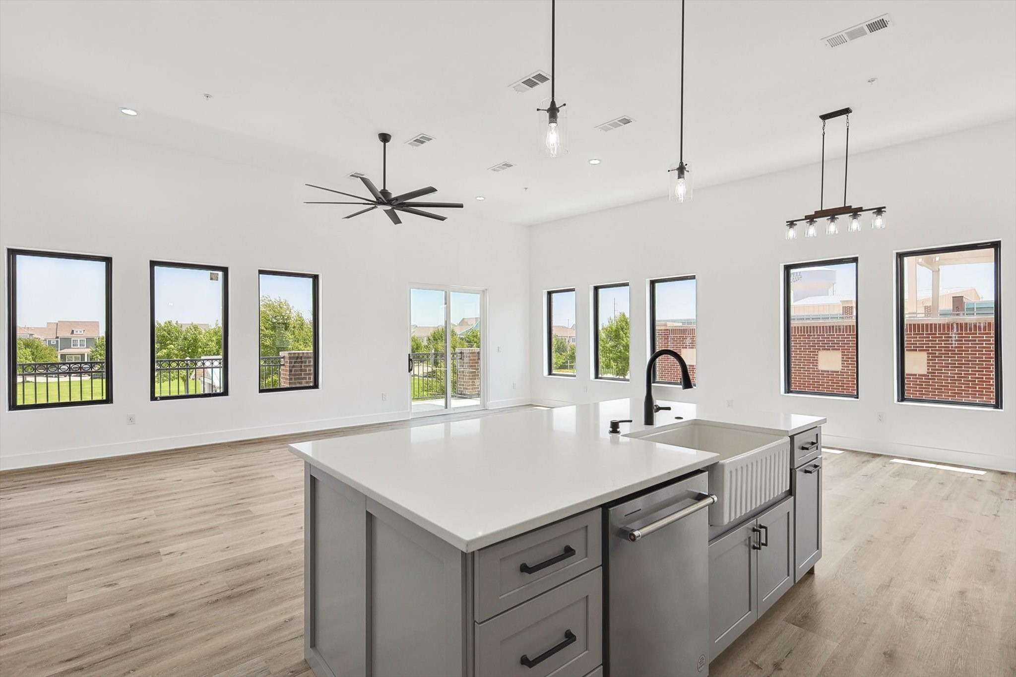 767 W Main Street 205