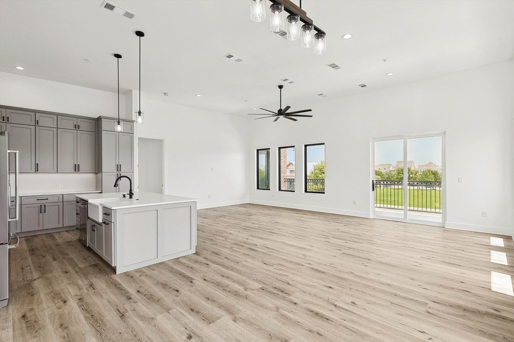 767 W Main Street 205
