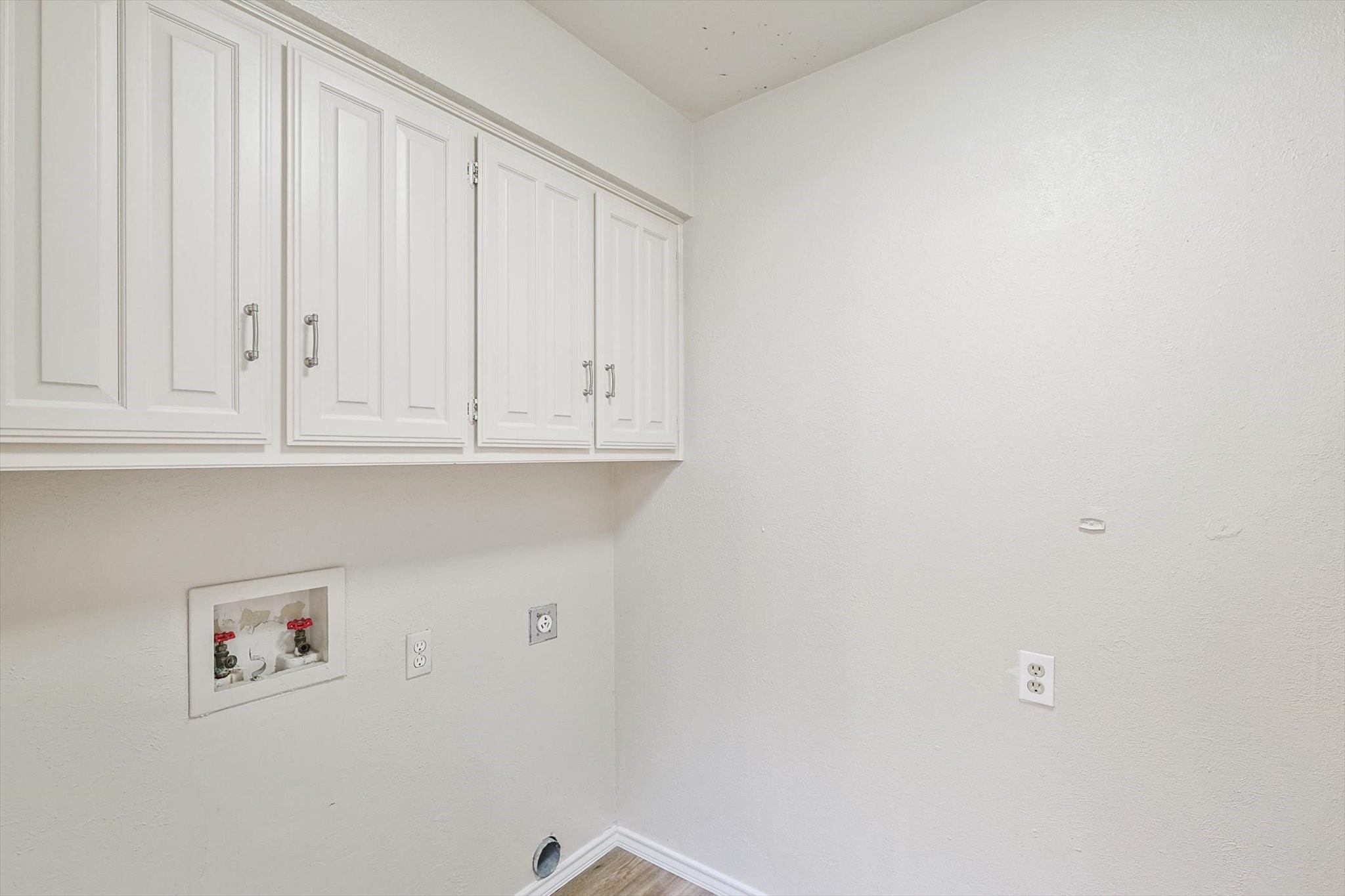 653 Raven Lane