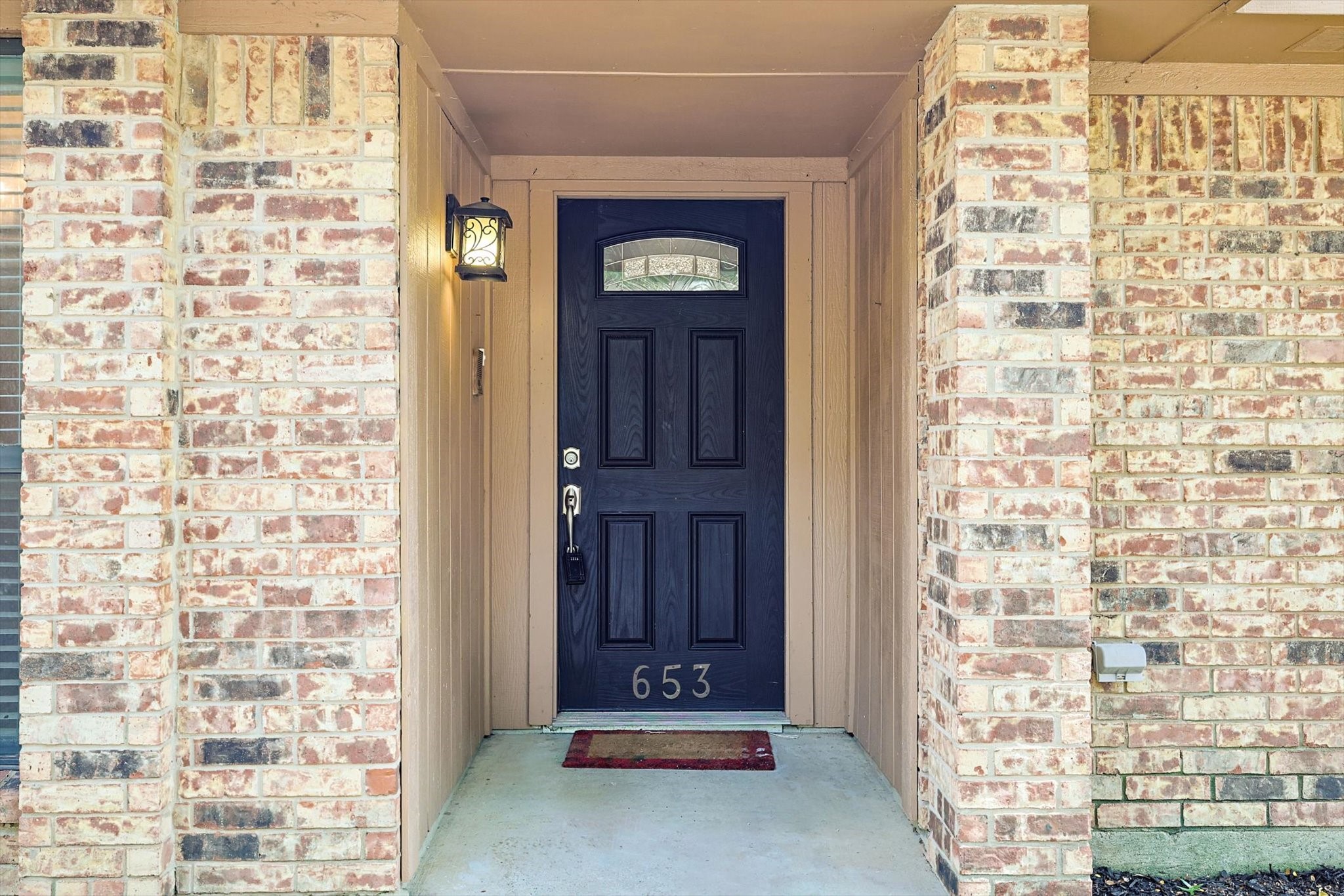 653 Raven Lane