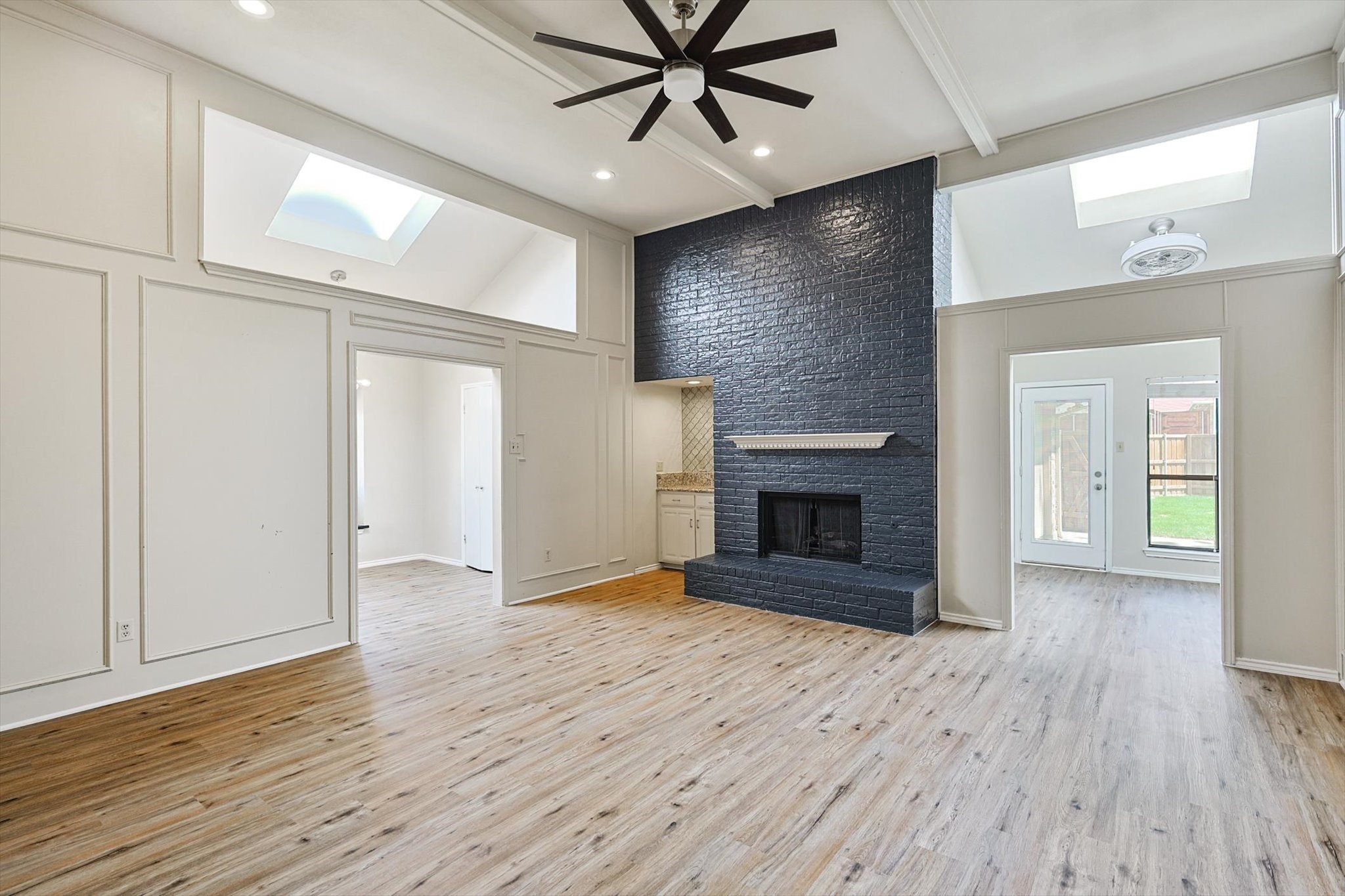 653 Raven Lane