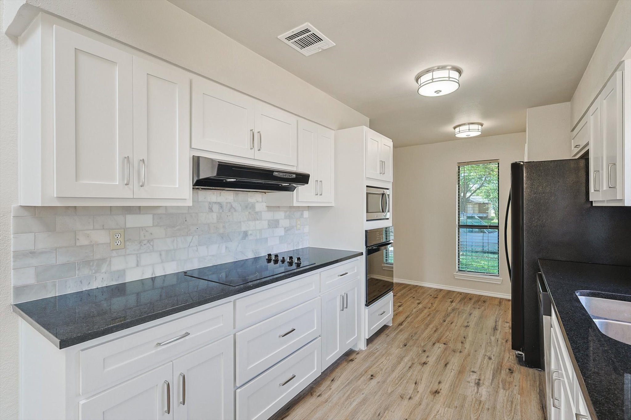 653 Raven Lane
