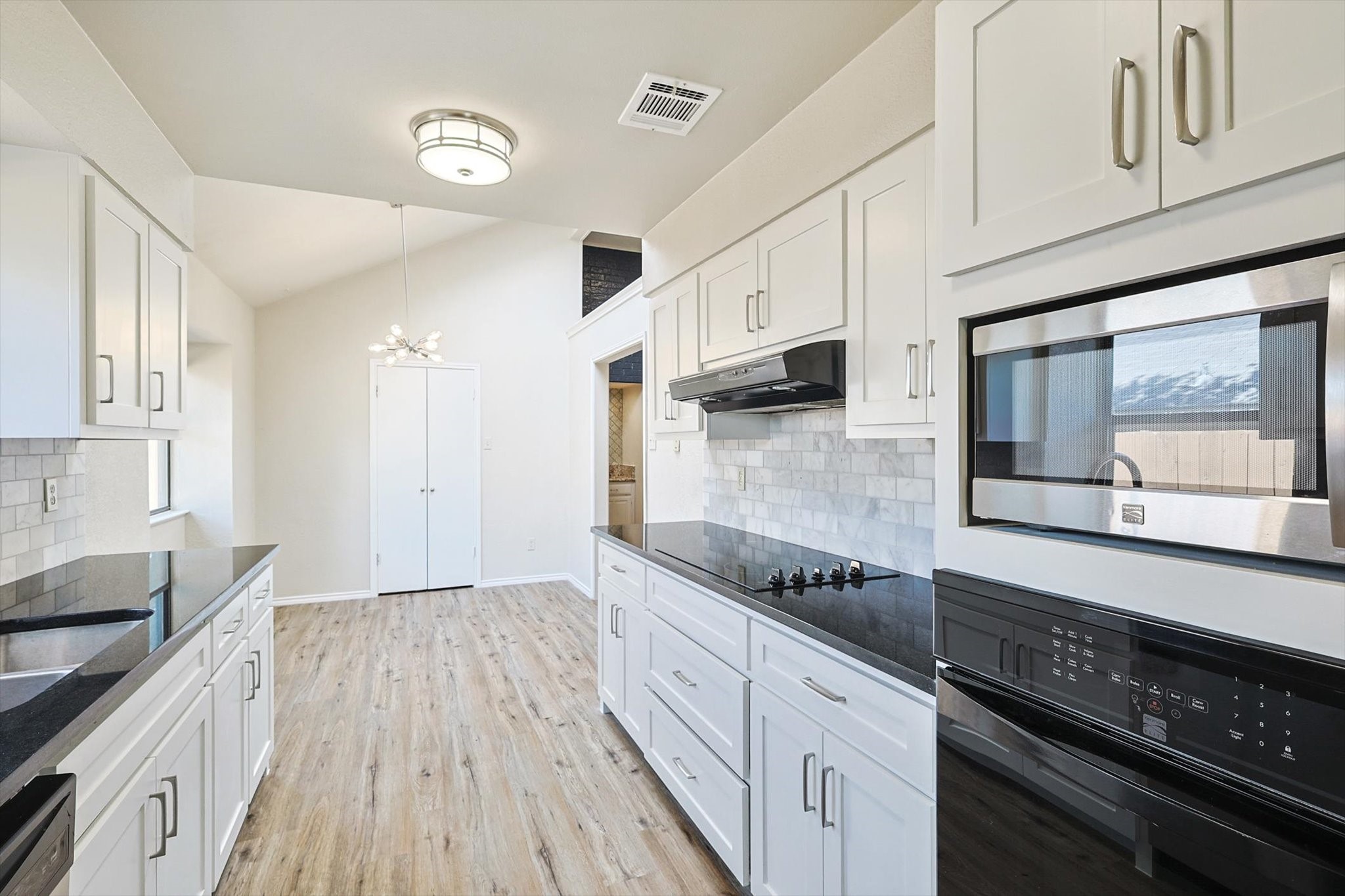 653 Raven Lane