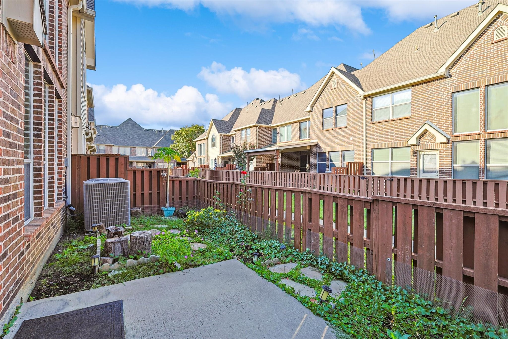 2966 Florence Way 2101