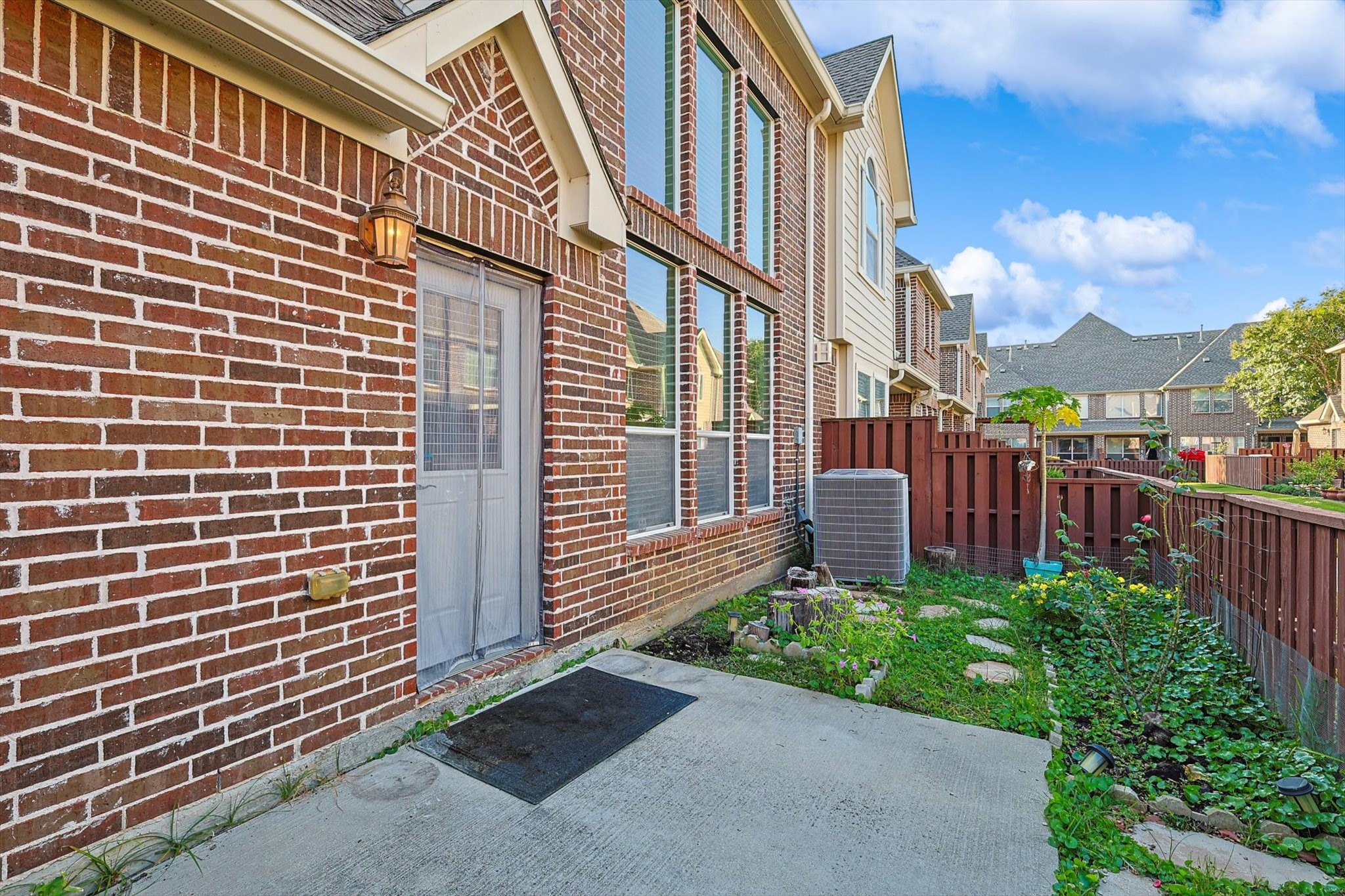 2966 Florence Way 2101