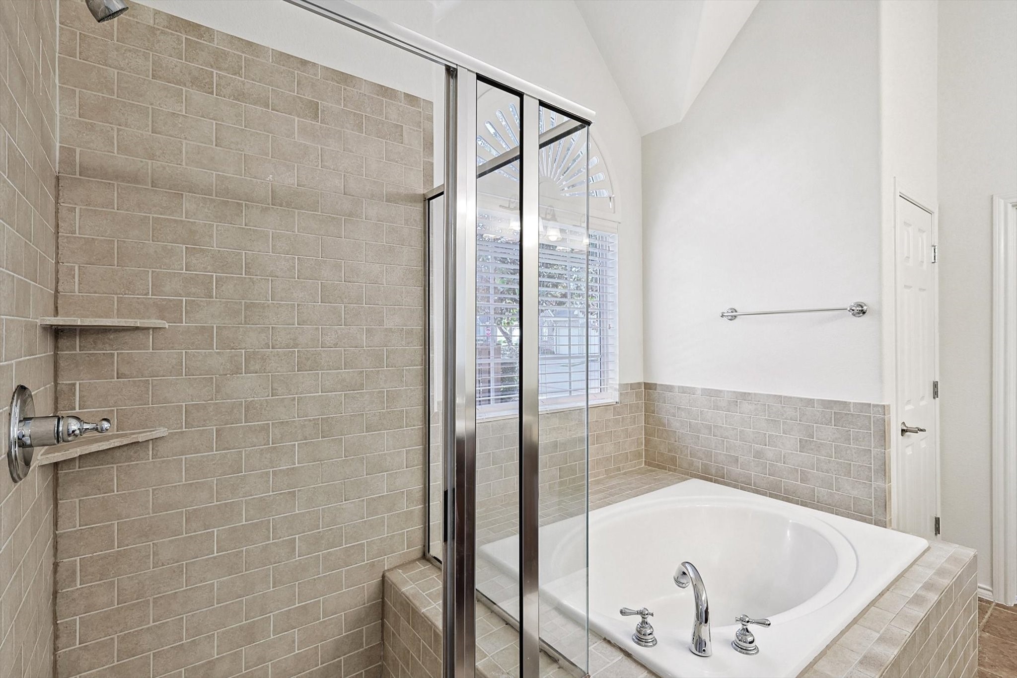 2966 Florence Way 2101