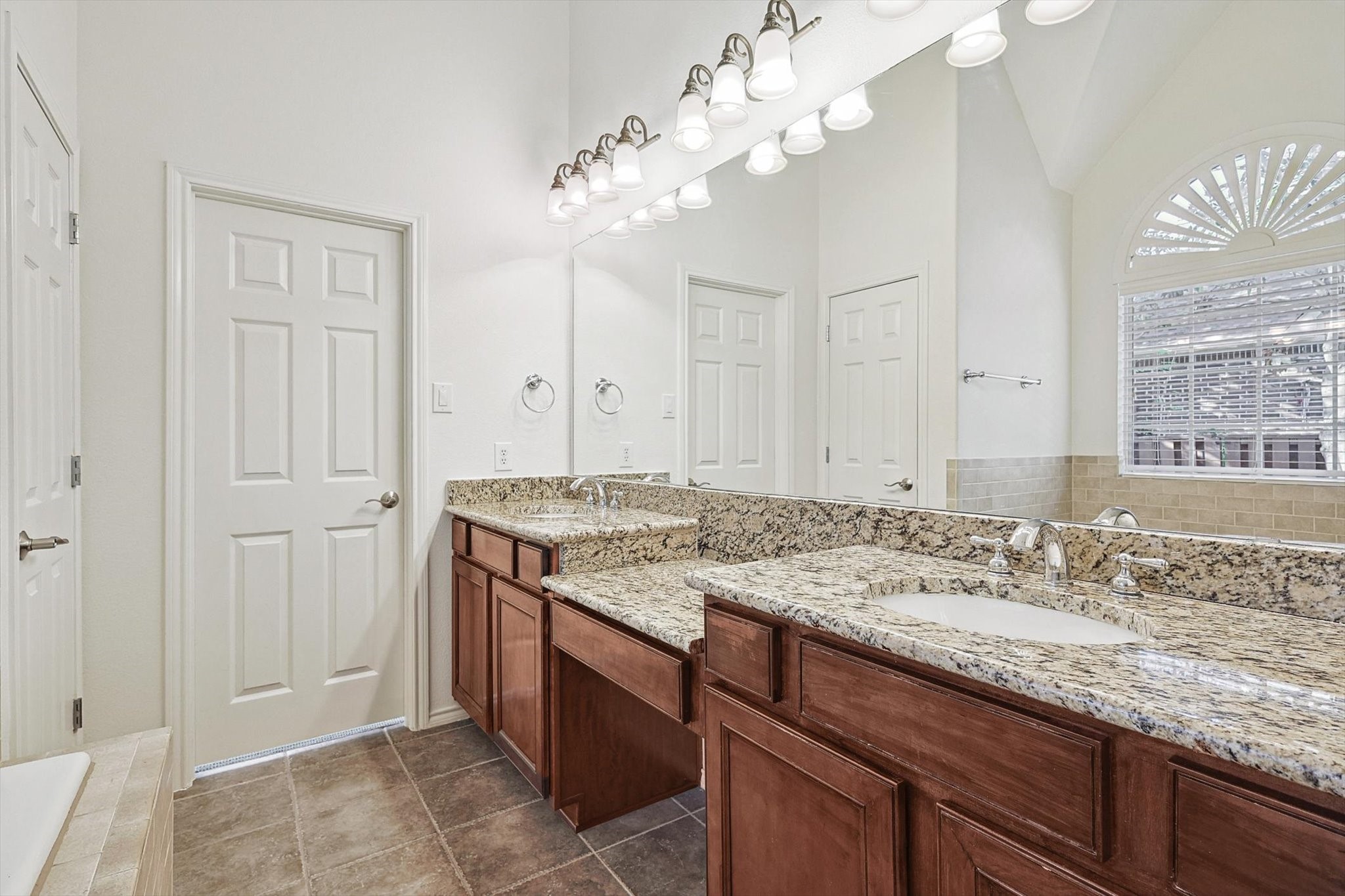 2966 Florence Way 2101