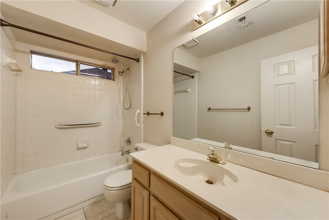 556 Raintree Circle