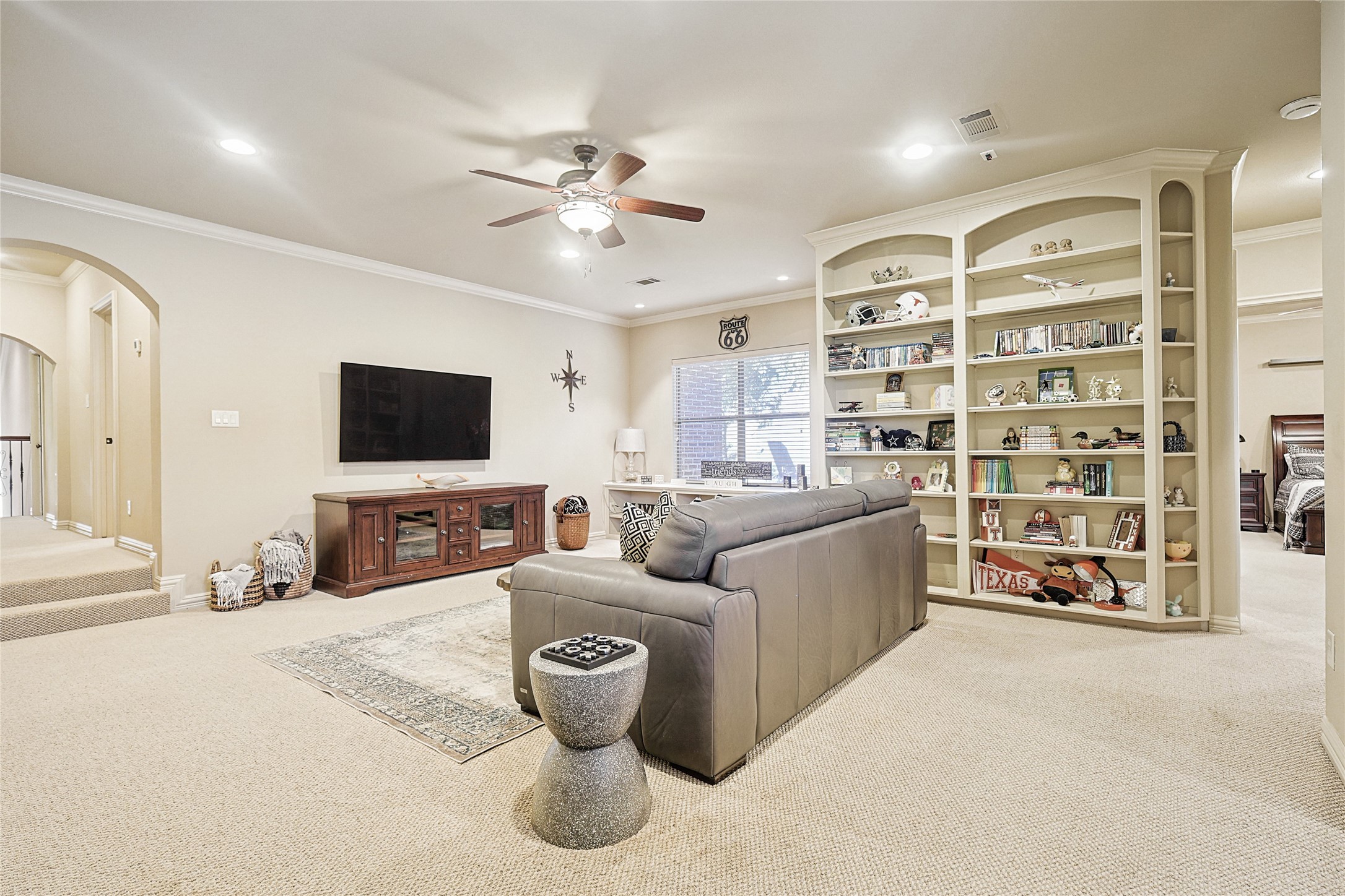 607 Deforest Court