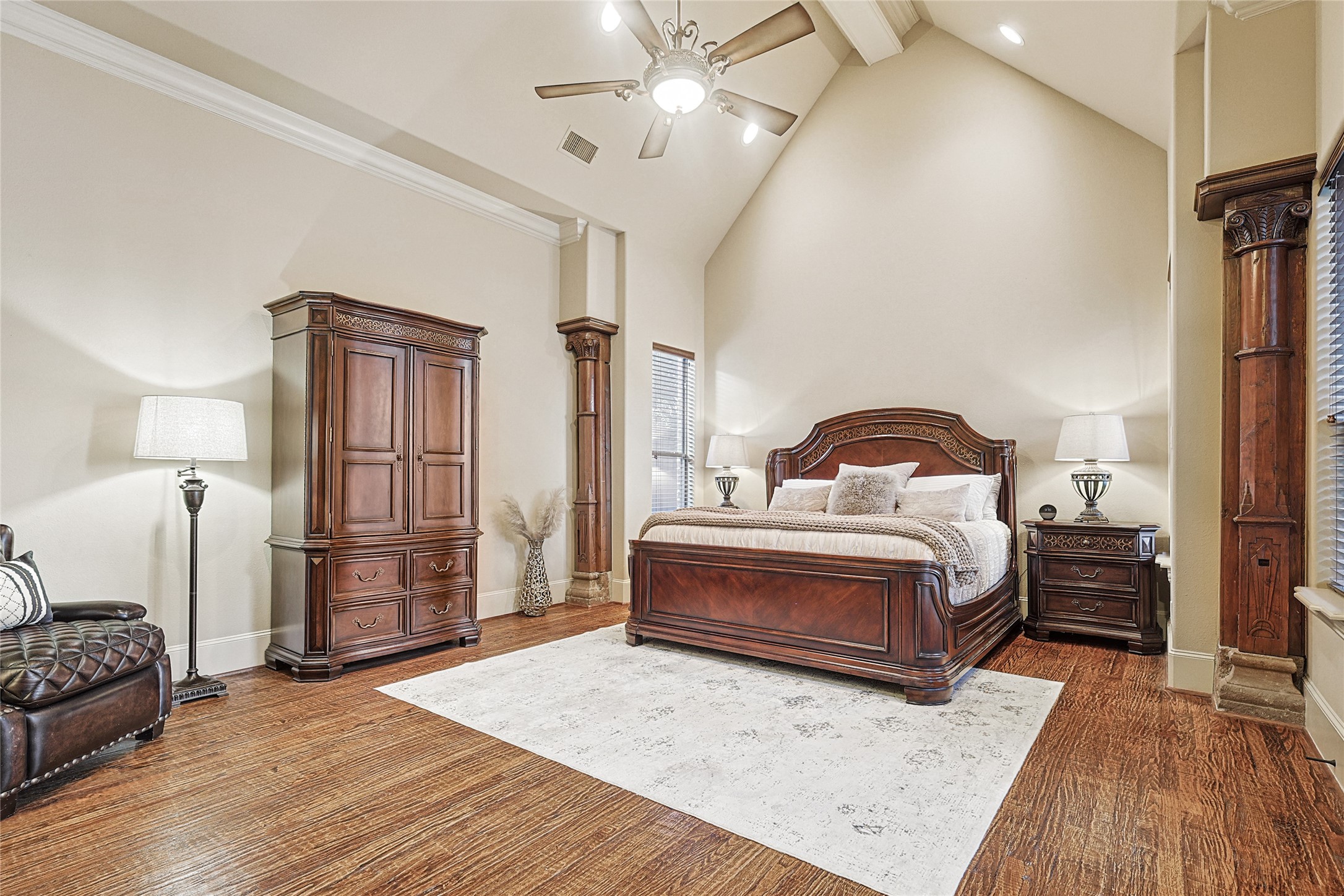 607 Deforest Court