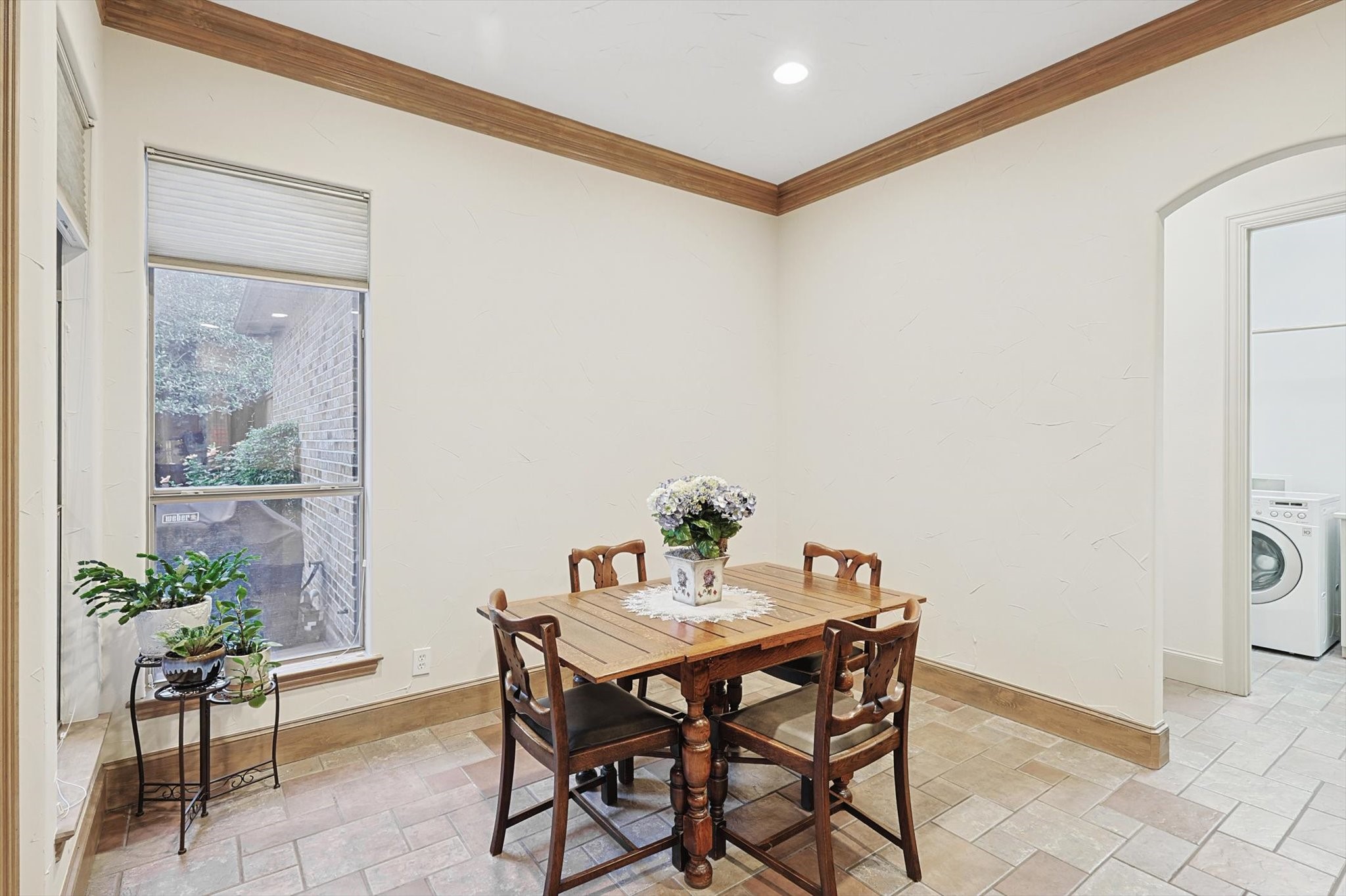 736 Lexington Avenue