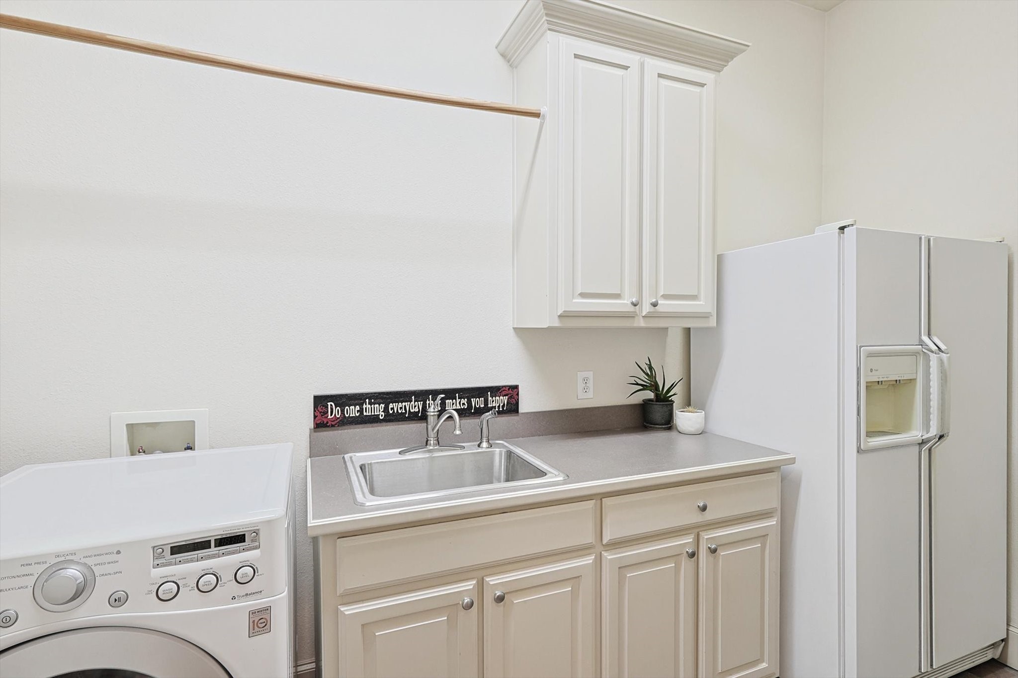 736 Lexington Avenue