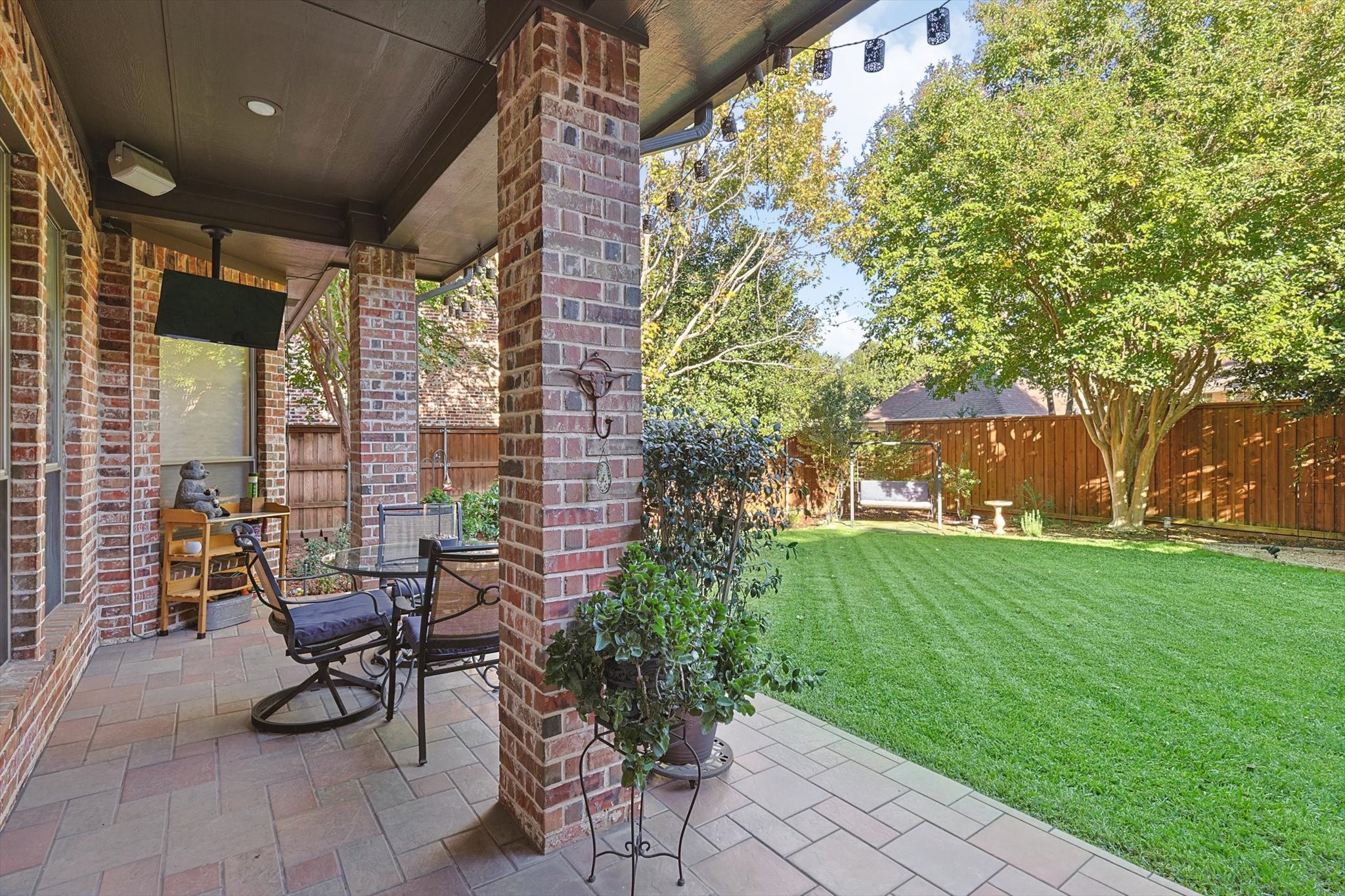 736 Lexington Avenue