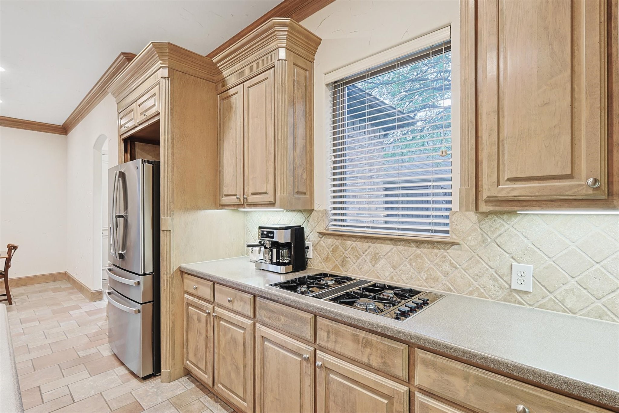 736 Lexington Avenue