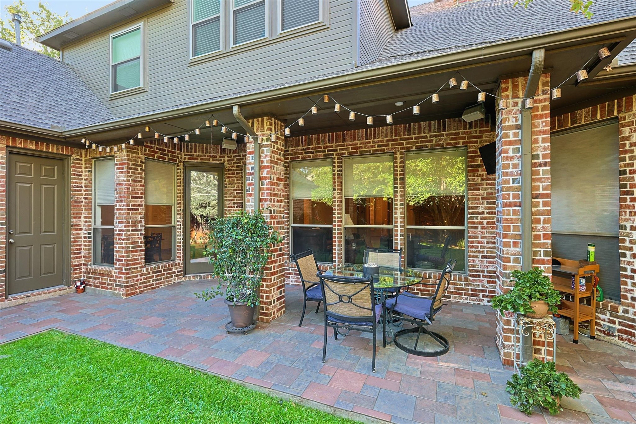 736 Lexington Avenue