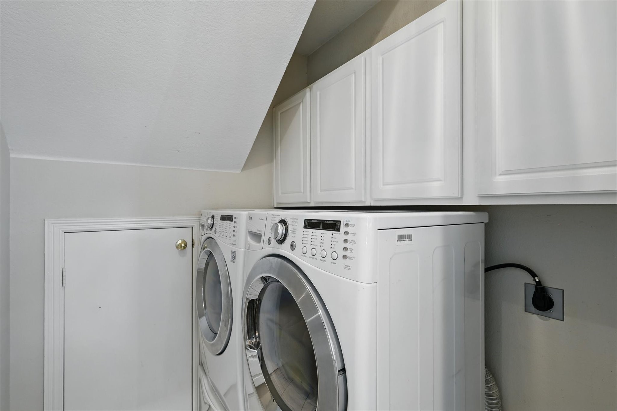 1064 Village Parkway