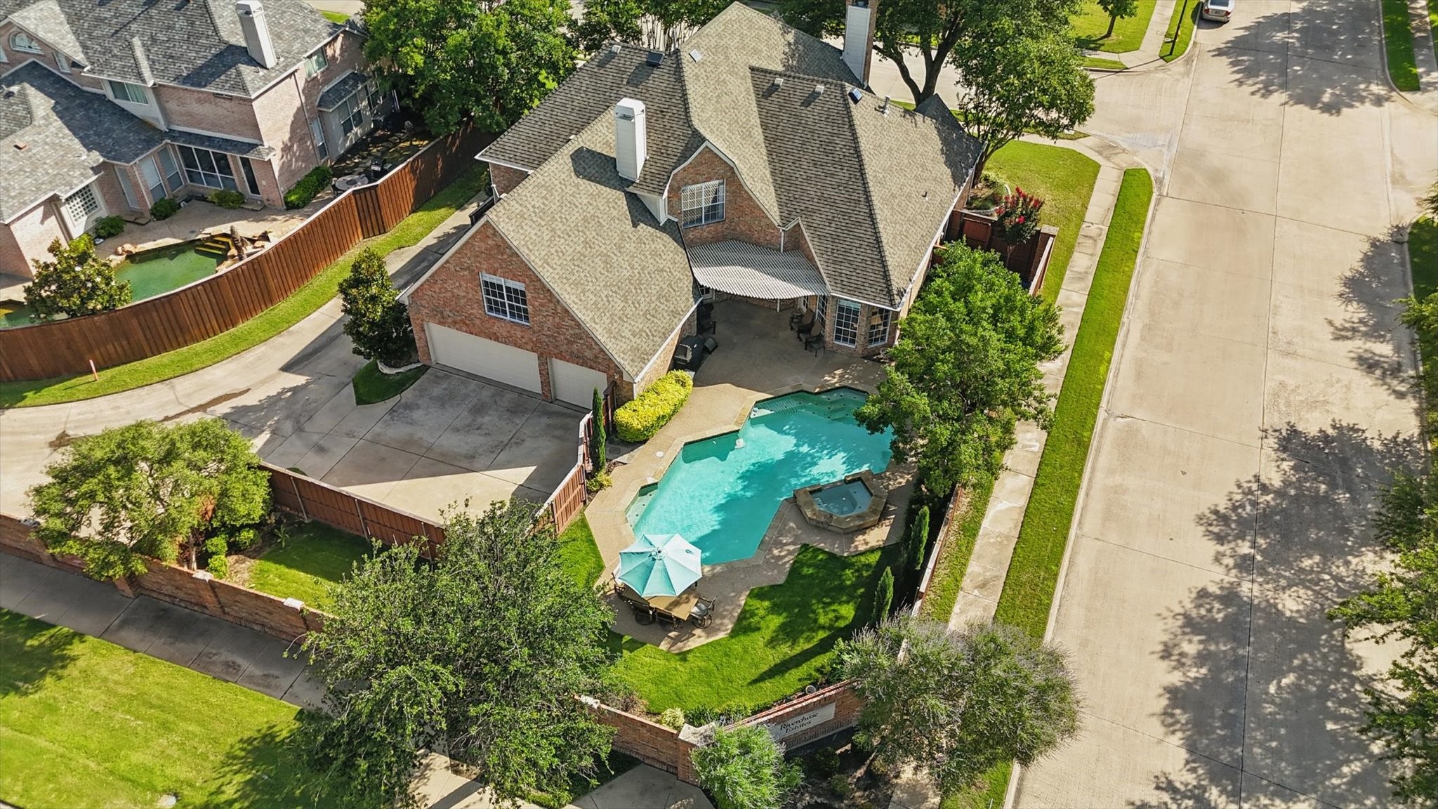500 Wellington Road