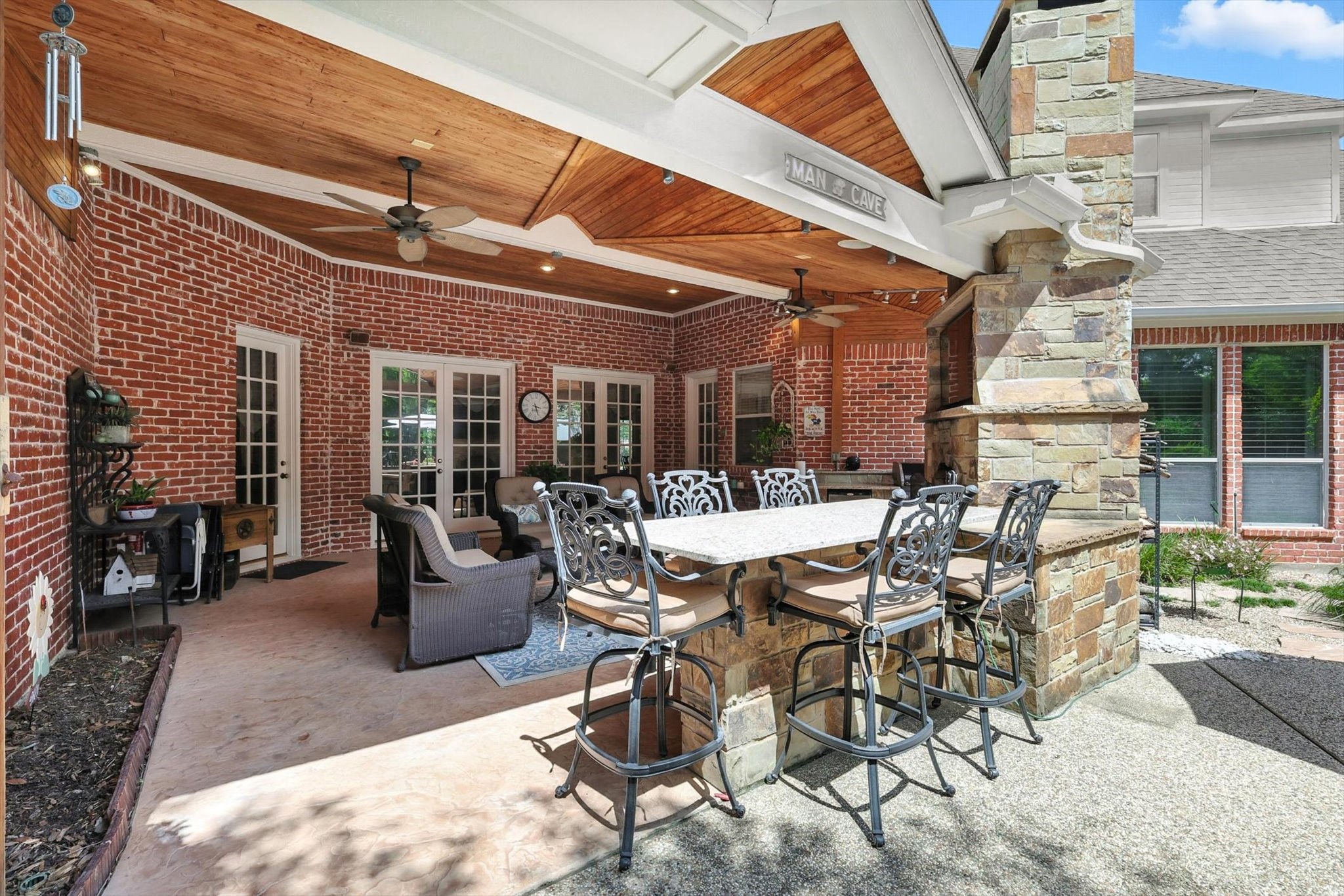 709 Castle Creek Drive