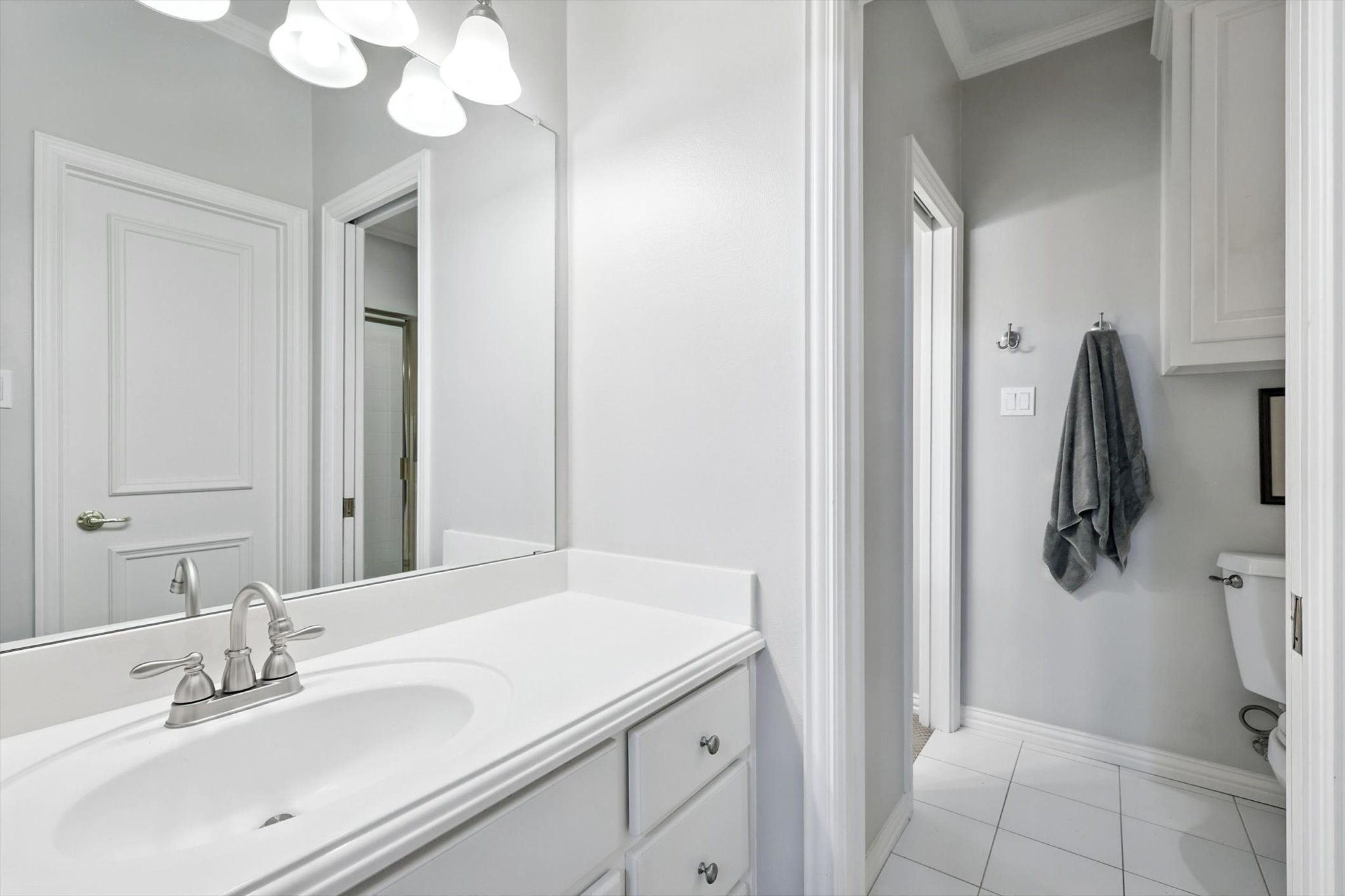 709 Castle Creek Drive