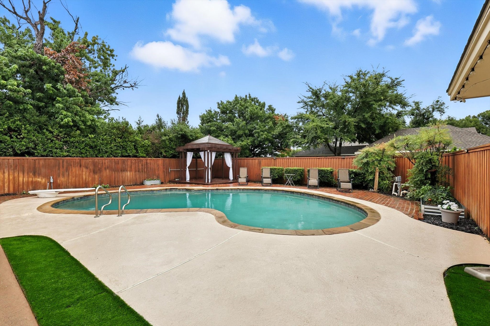 2704 Fountain Head Drive
