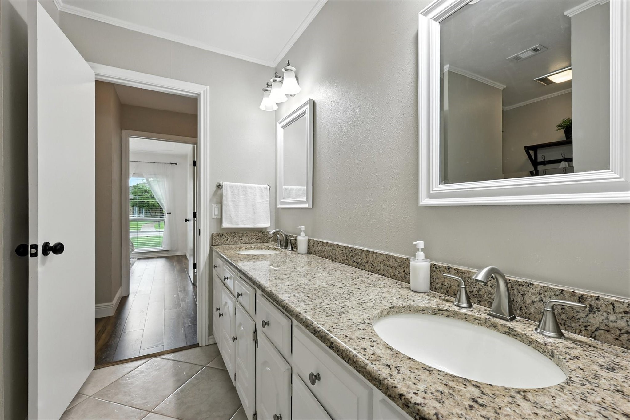 2704 Fountain Head Drive