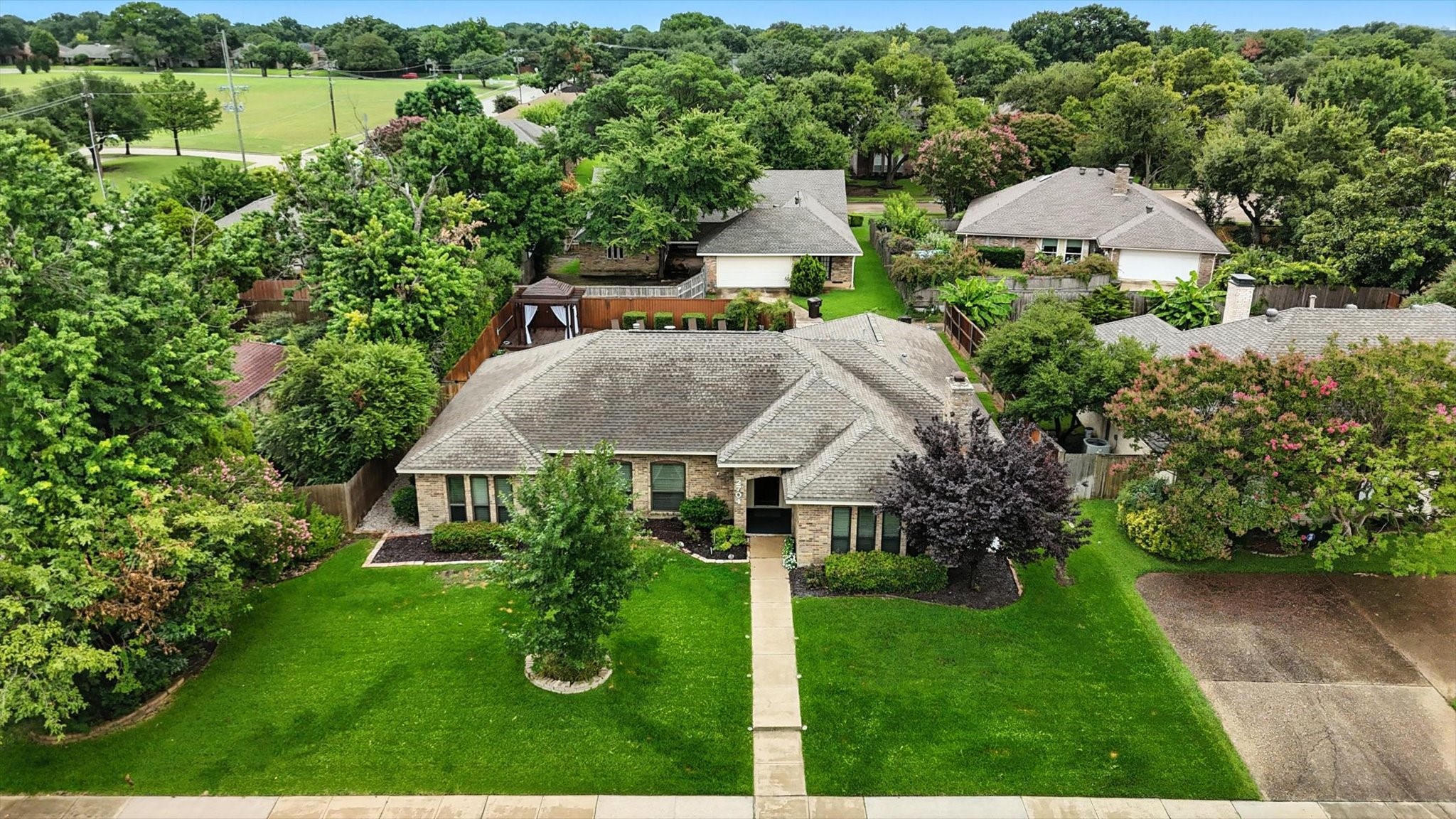 2704 Fountain Head Drive