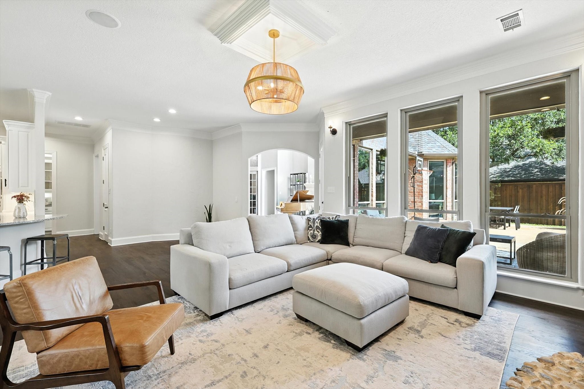 748 Lexington Avenue