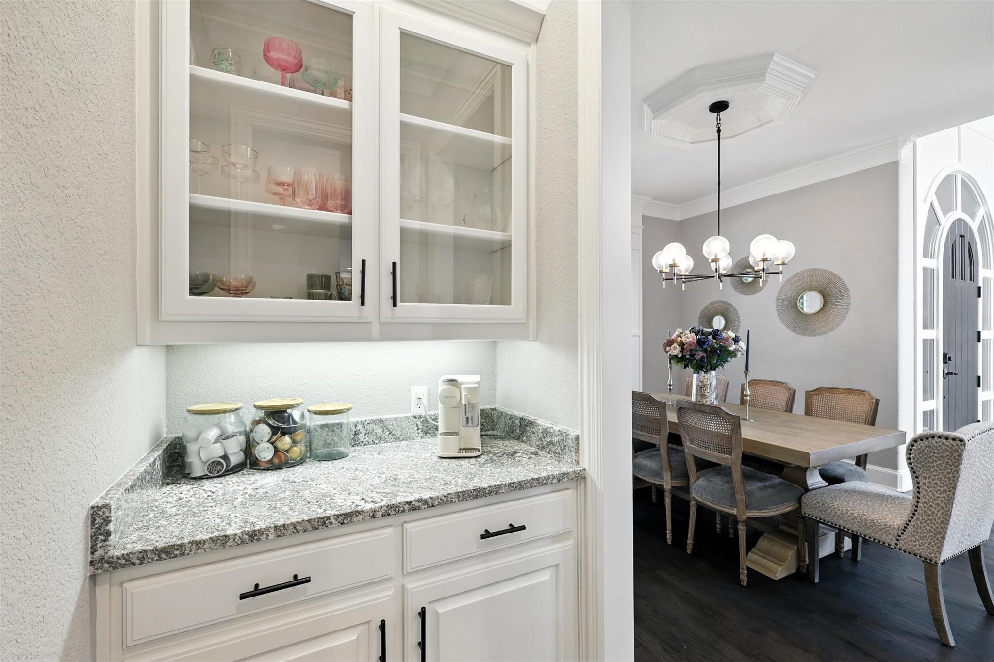 748 Lexington Avenue