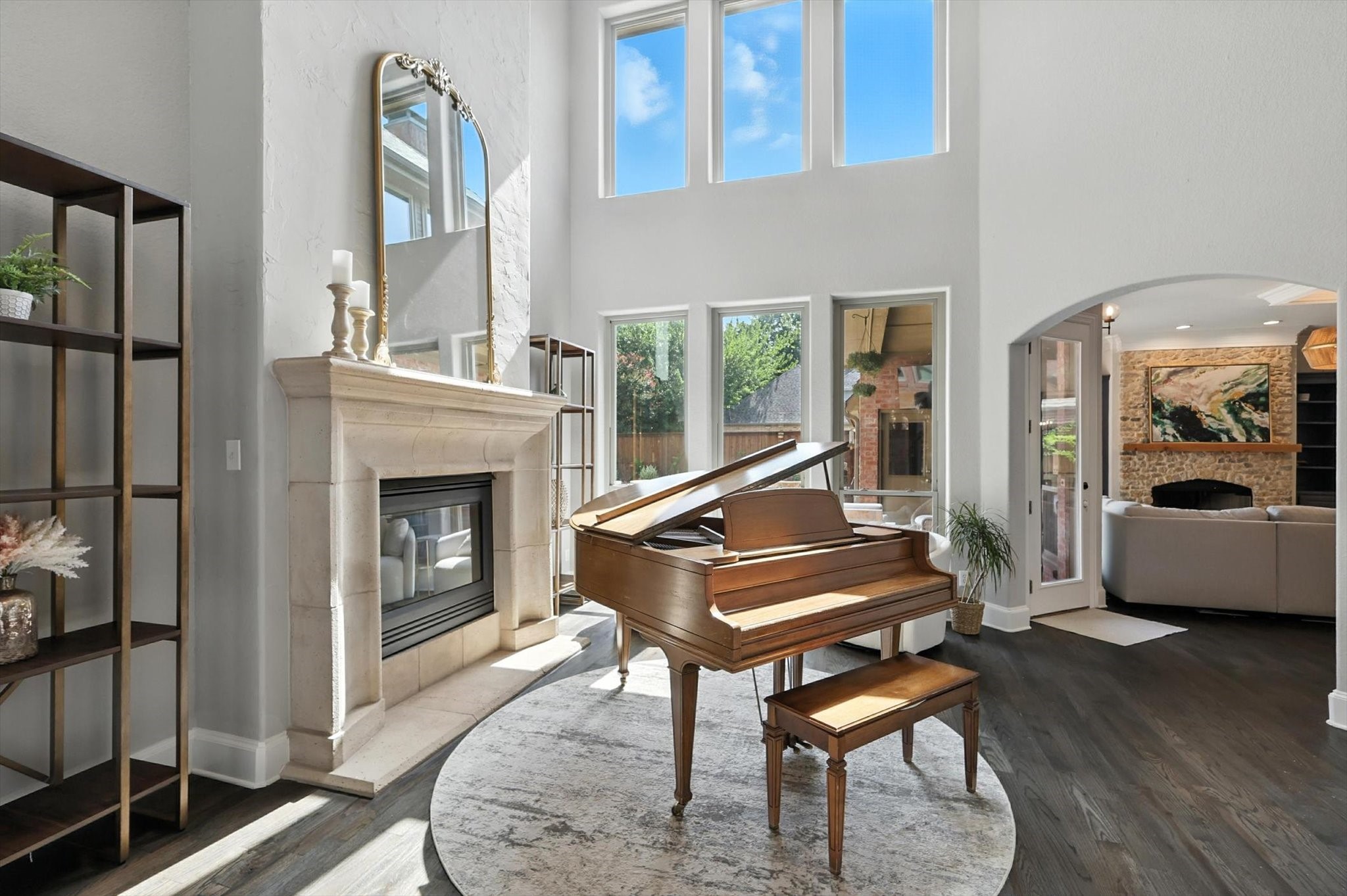 748 Lexington Avenue