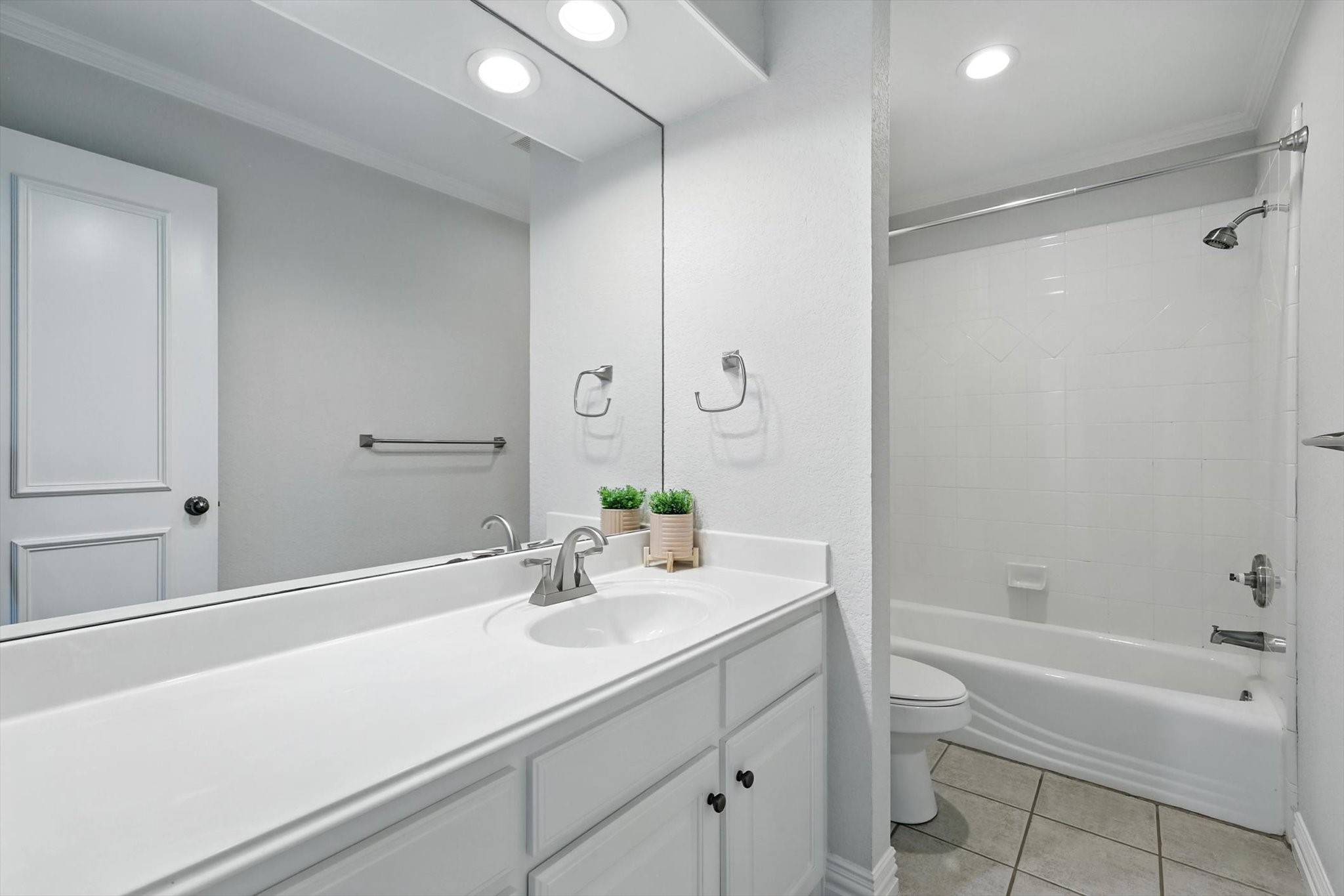 748 Lexington Avenue