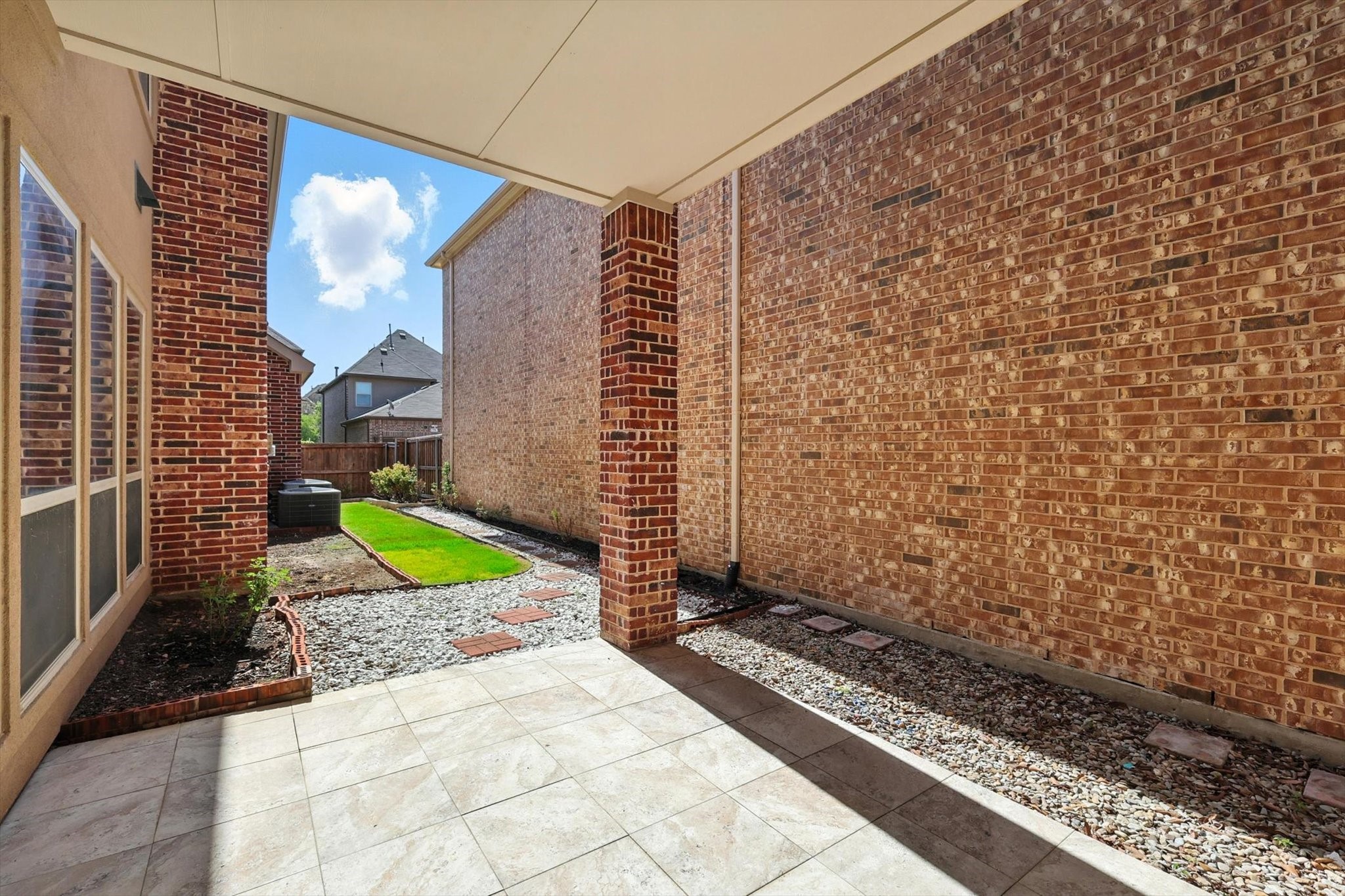 756 Huntingdon Street