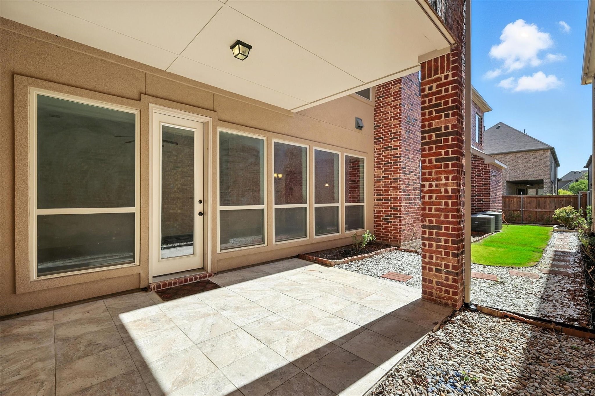 756 Huntingdon Street