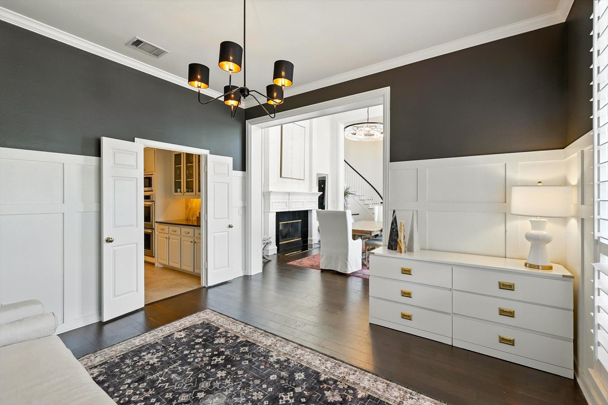 998 Village Parkway