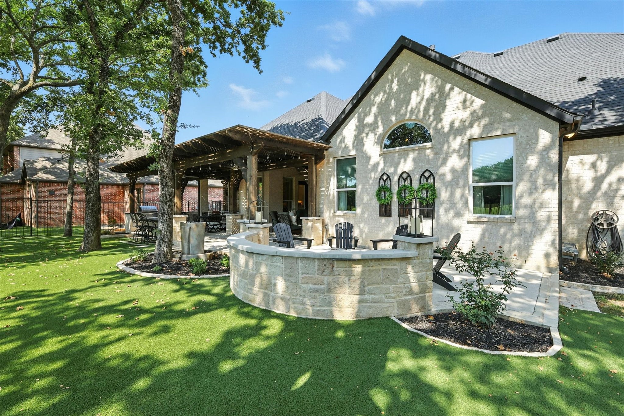 402 Hershey Lane