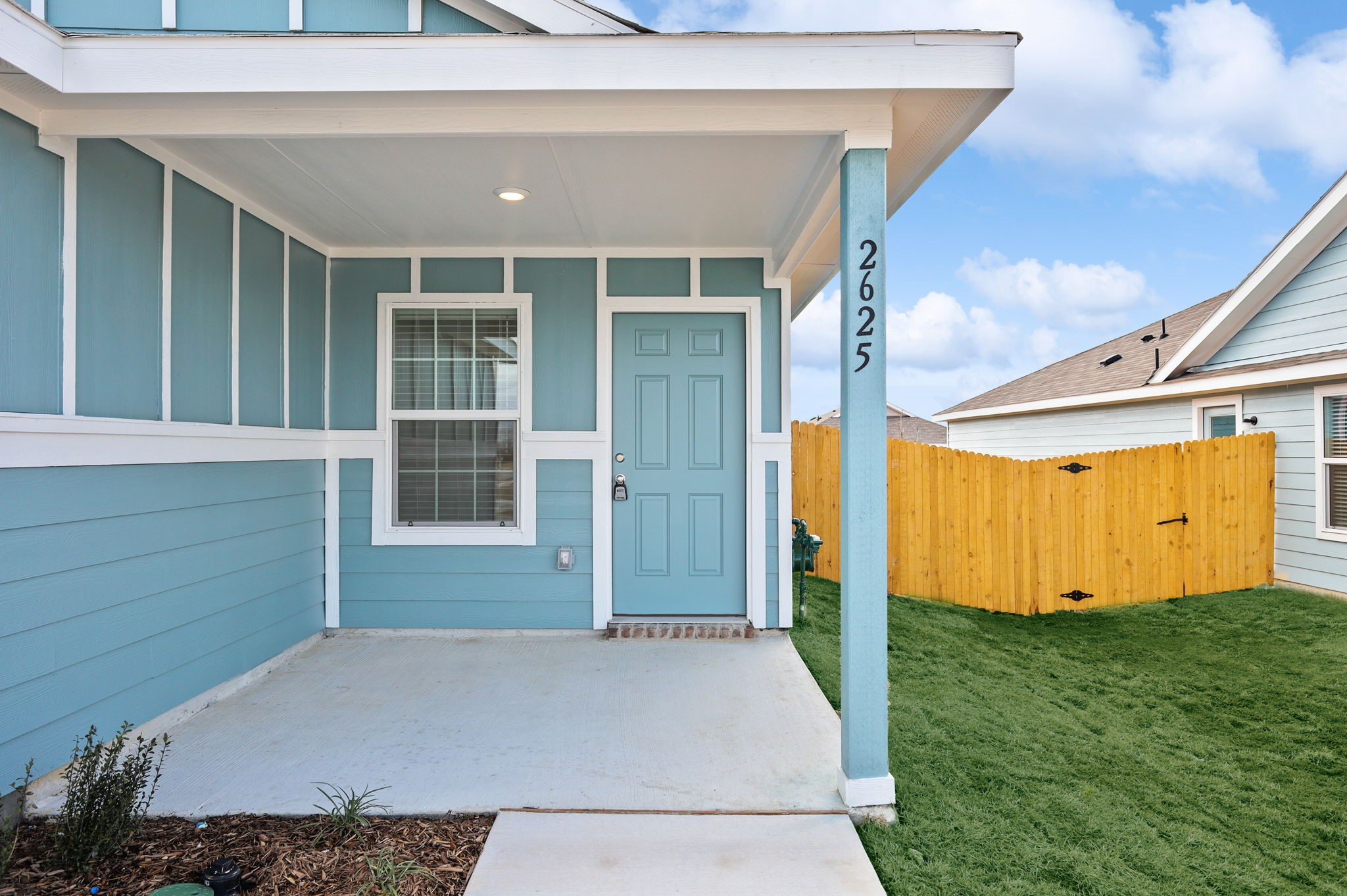 2625 Kingsman Drive