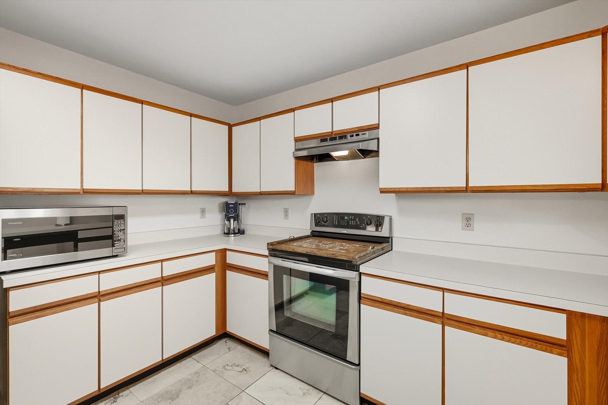 1008 Hemlock Court